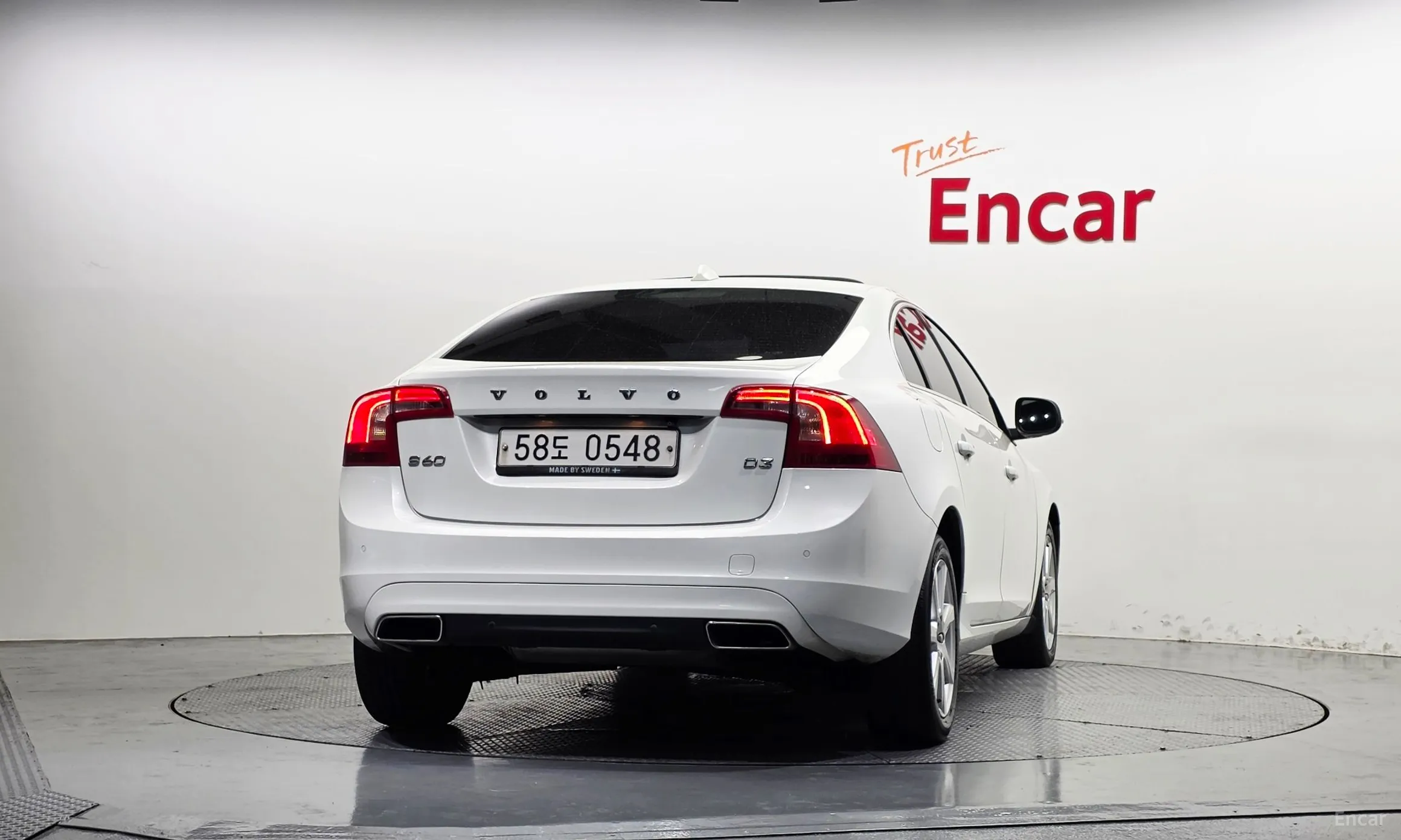 Volvo S60 превью 4