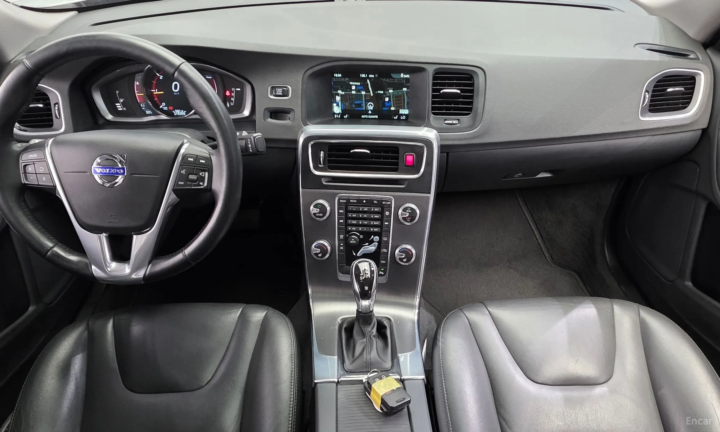 Volvo S60 превью 7