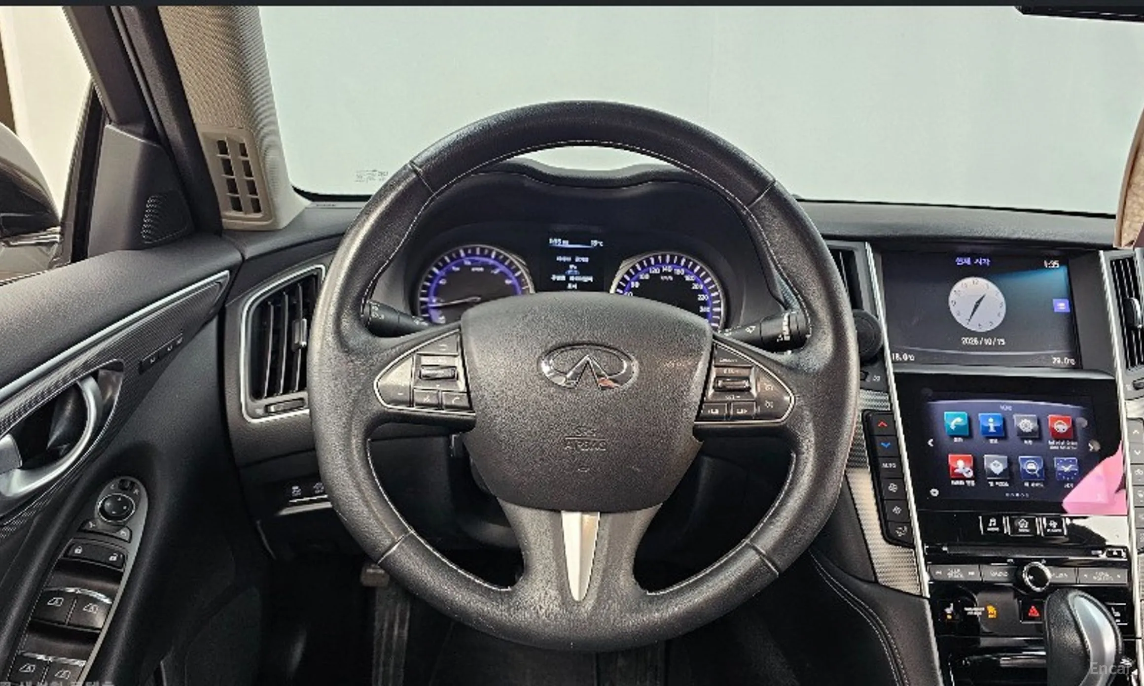 Infiniti Q50 превью 13