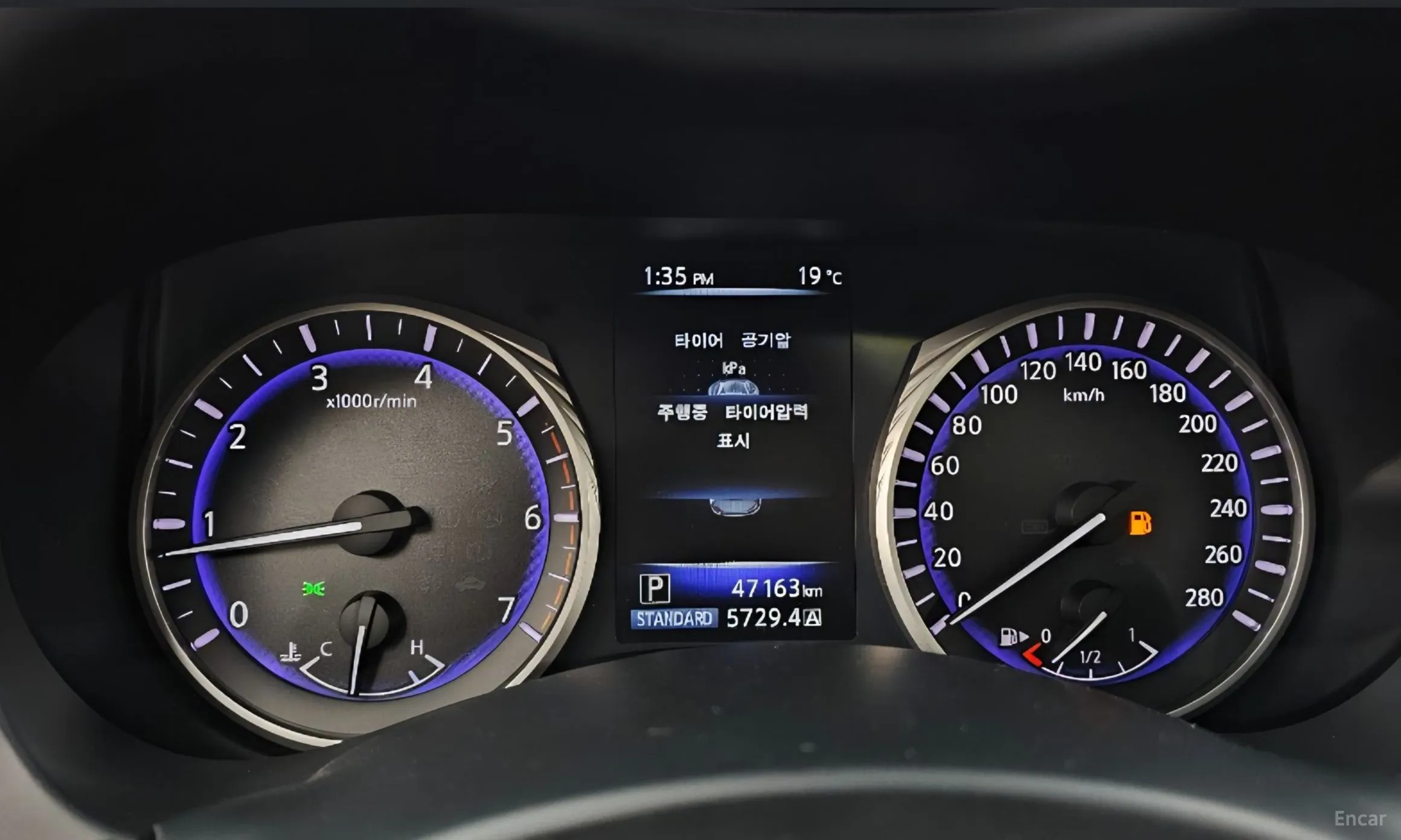Infiniti Q50 превью 8