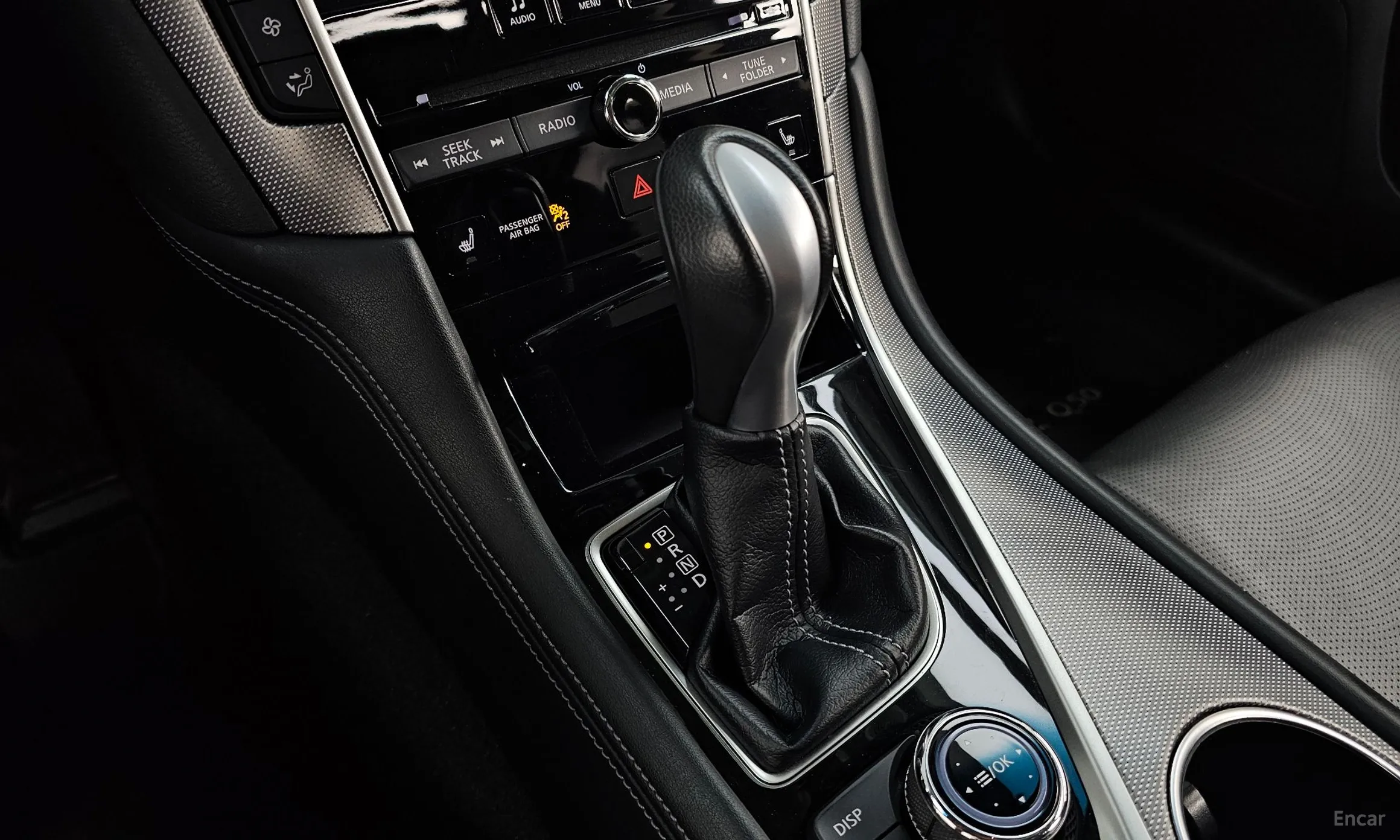 Infiniti Q50 превью 9