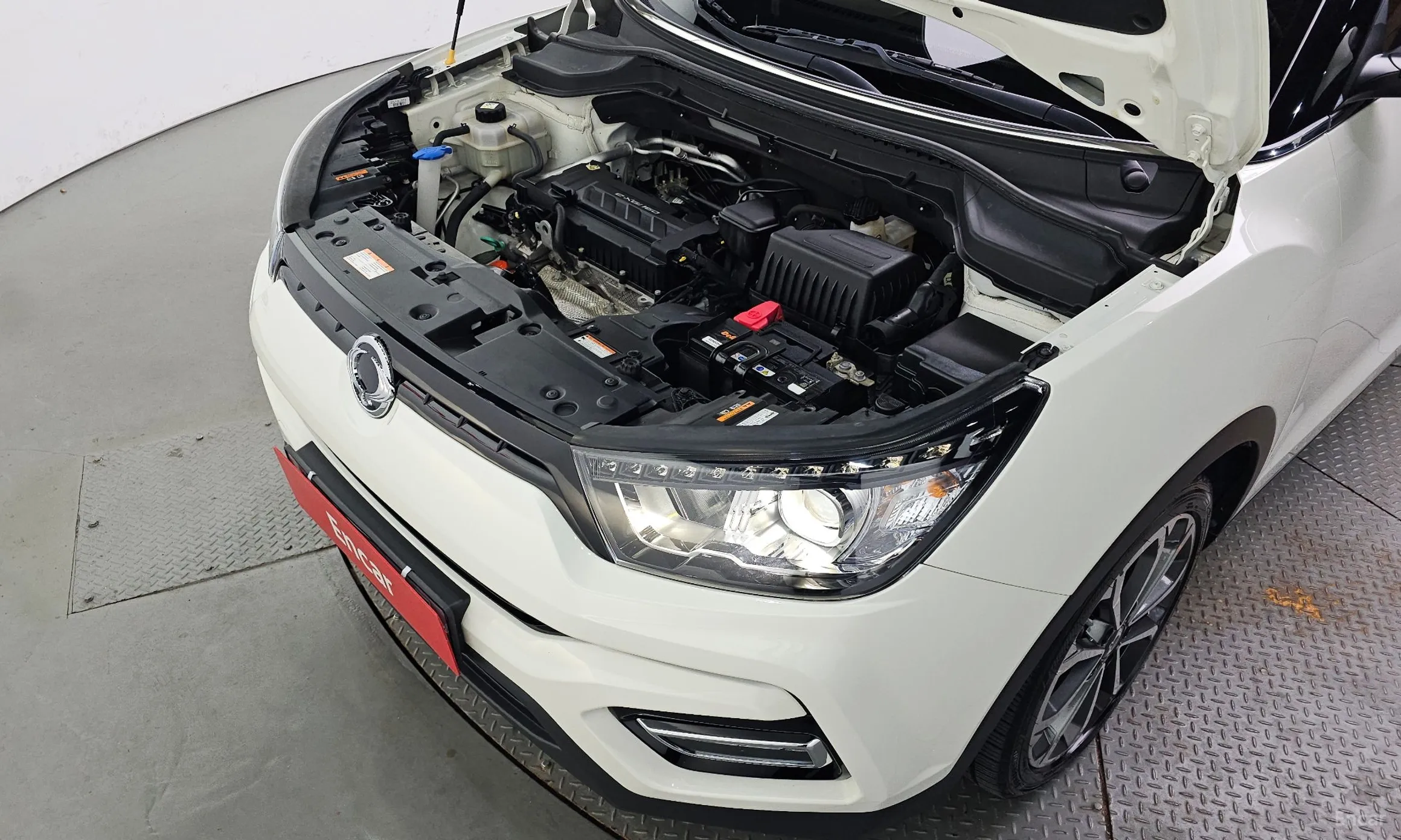 KG Mobility (SsangYong) Tivoli Armor превью 6