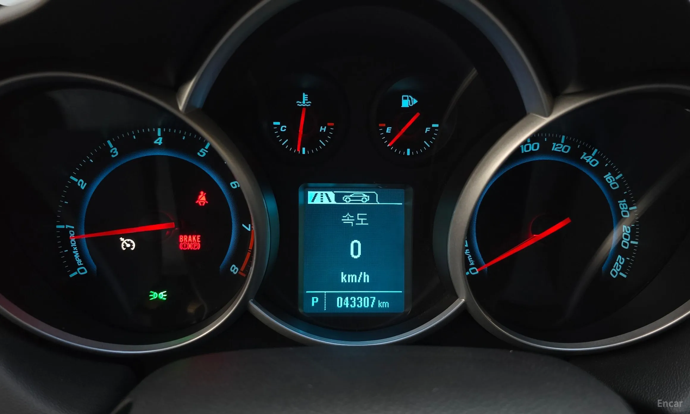 Chevrolet (GM Daewoo) Cruze превью 8