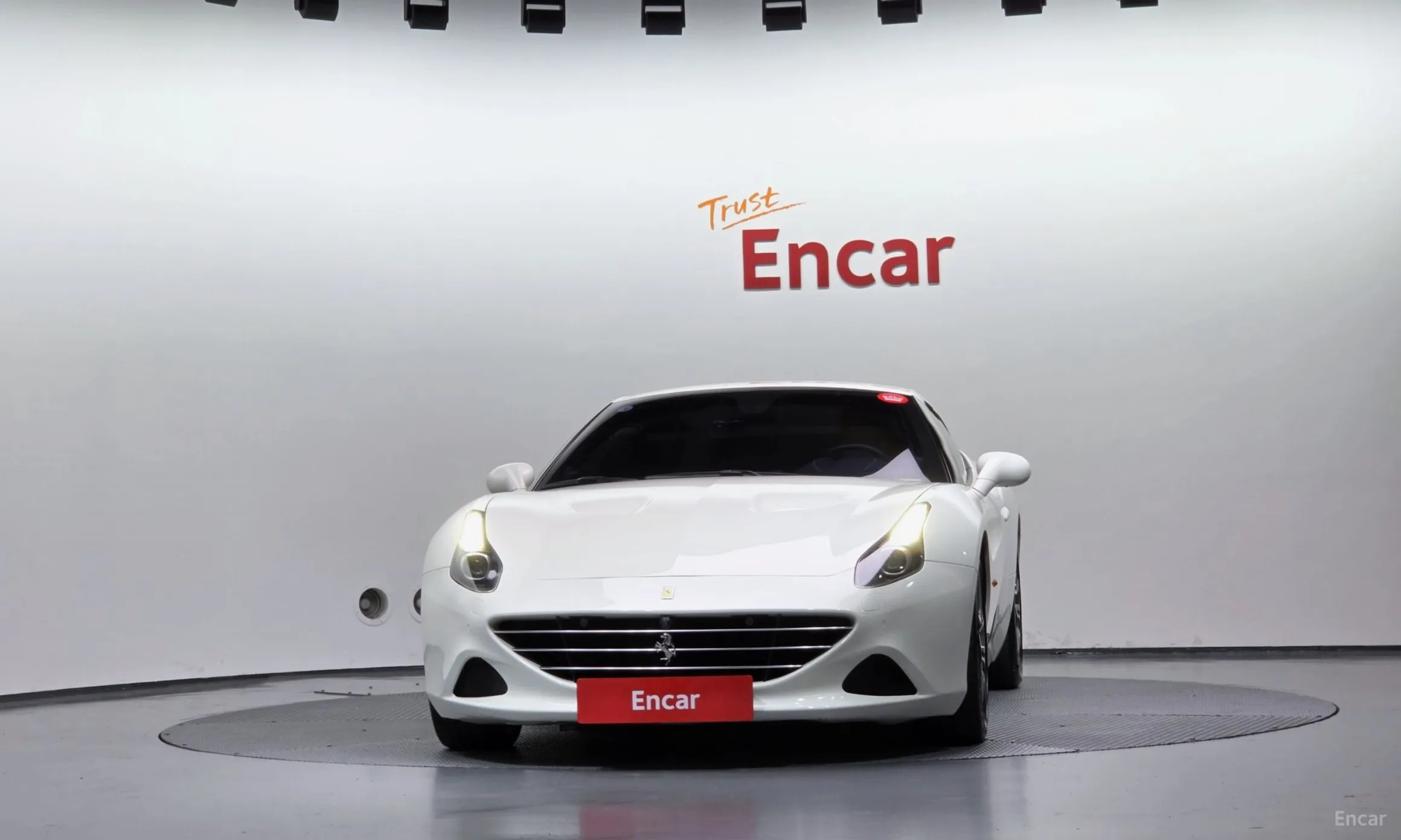 Ferrari California превью 3