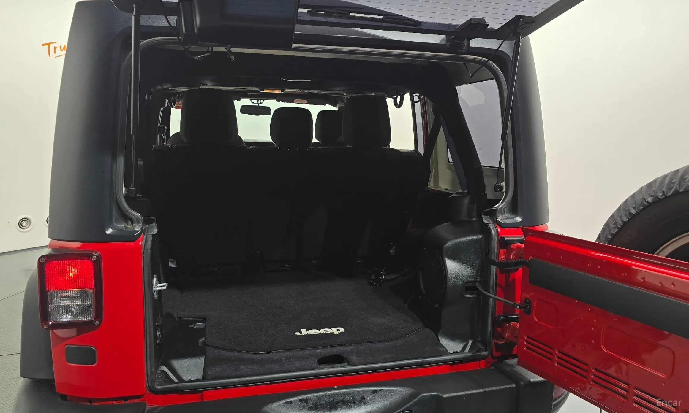Jeep Wrangler (JK) превью 19