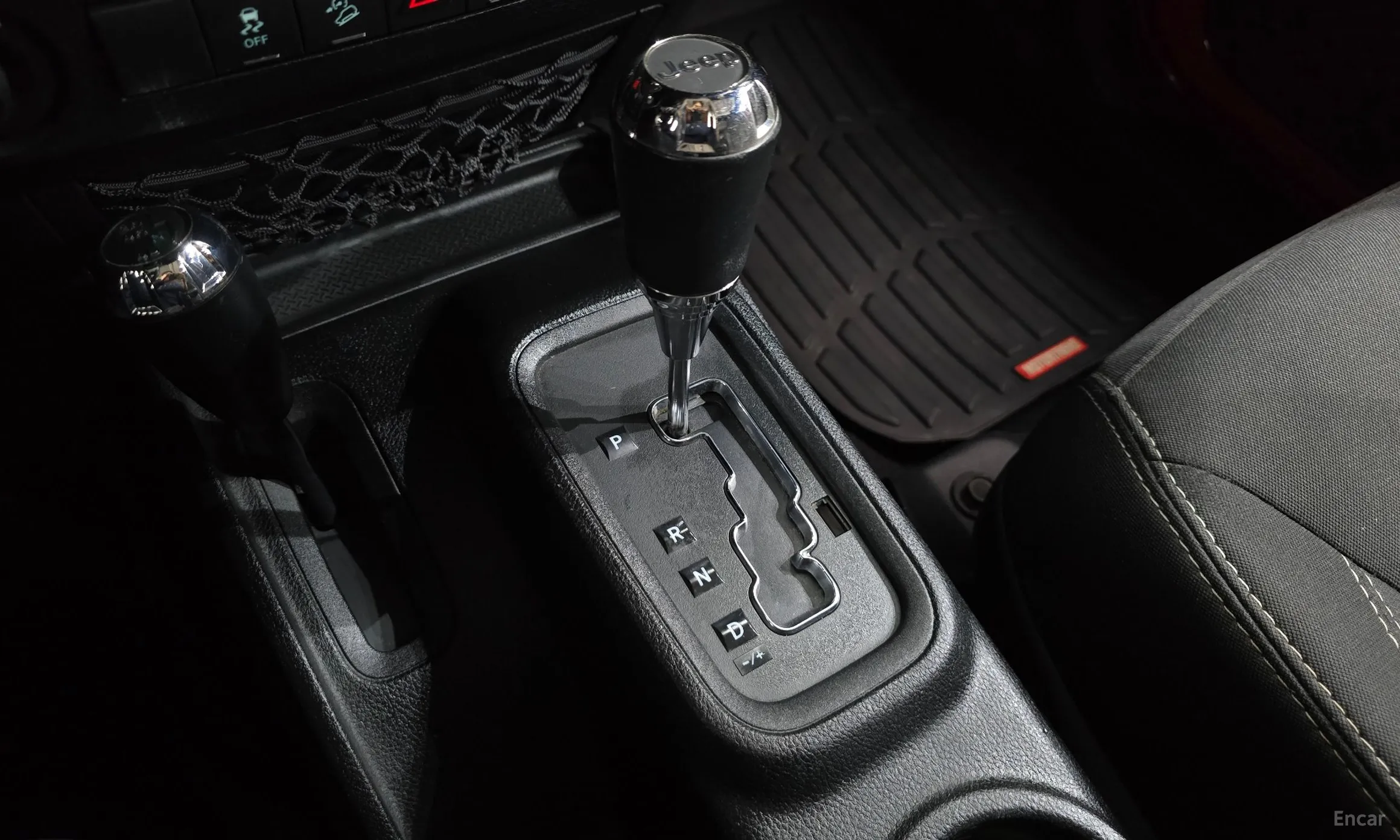 Jeep Wrangler (JK) превью 9