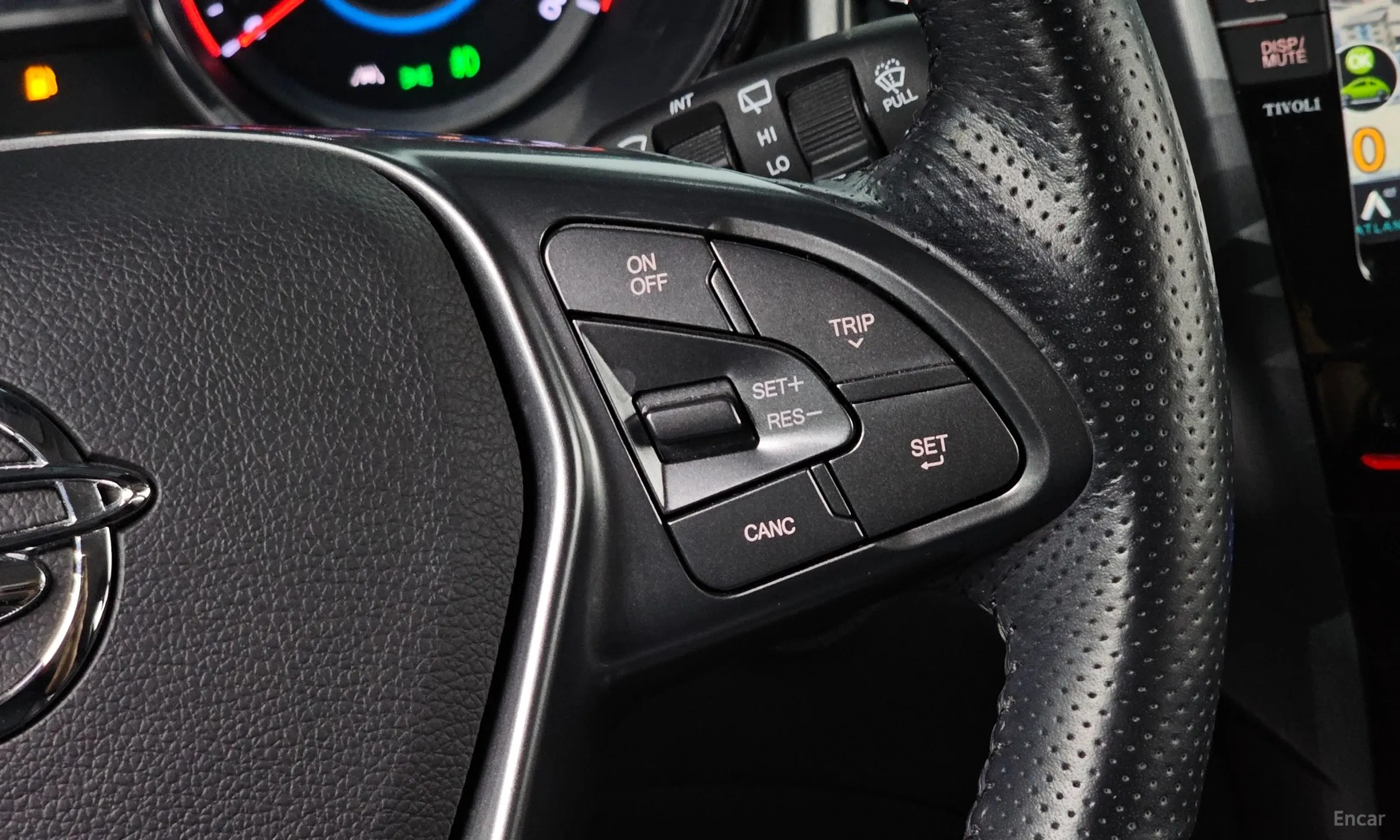 KG Mobility (SsangYong) Tivoli Armor превью 18
