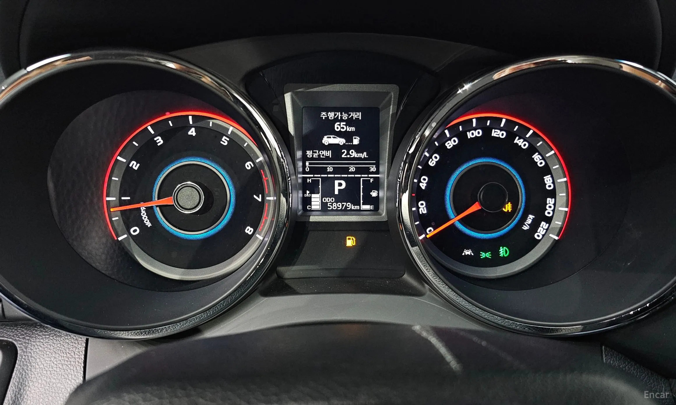 KG Mobility (SsangYong) Tivoli Armor превью 8