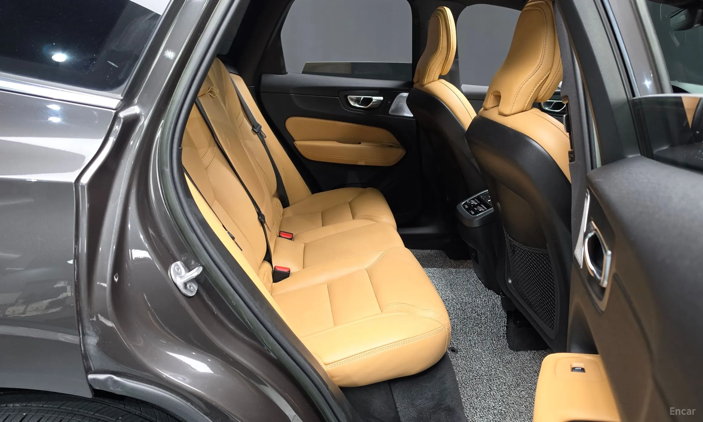 Volvo XC60 Gen 2 превью 11