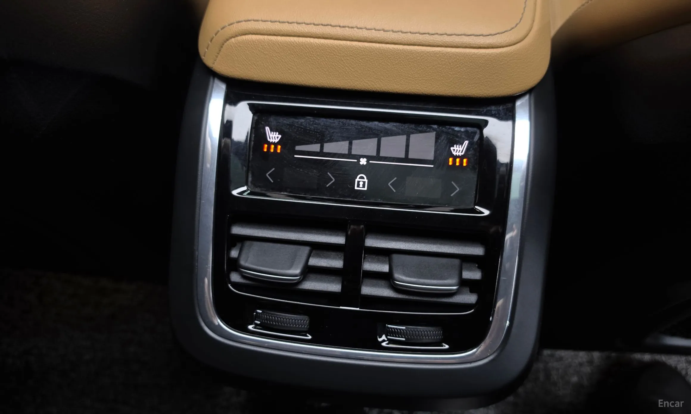 Volvo XC60 Gen 2 превью 18