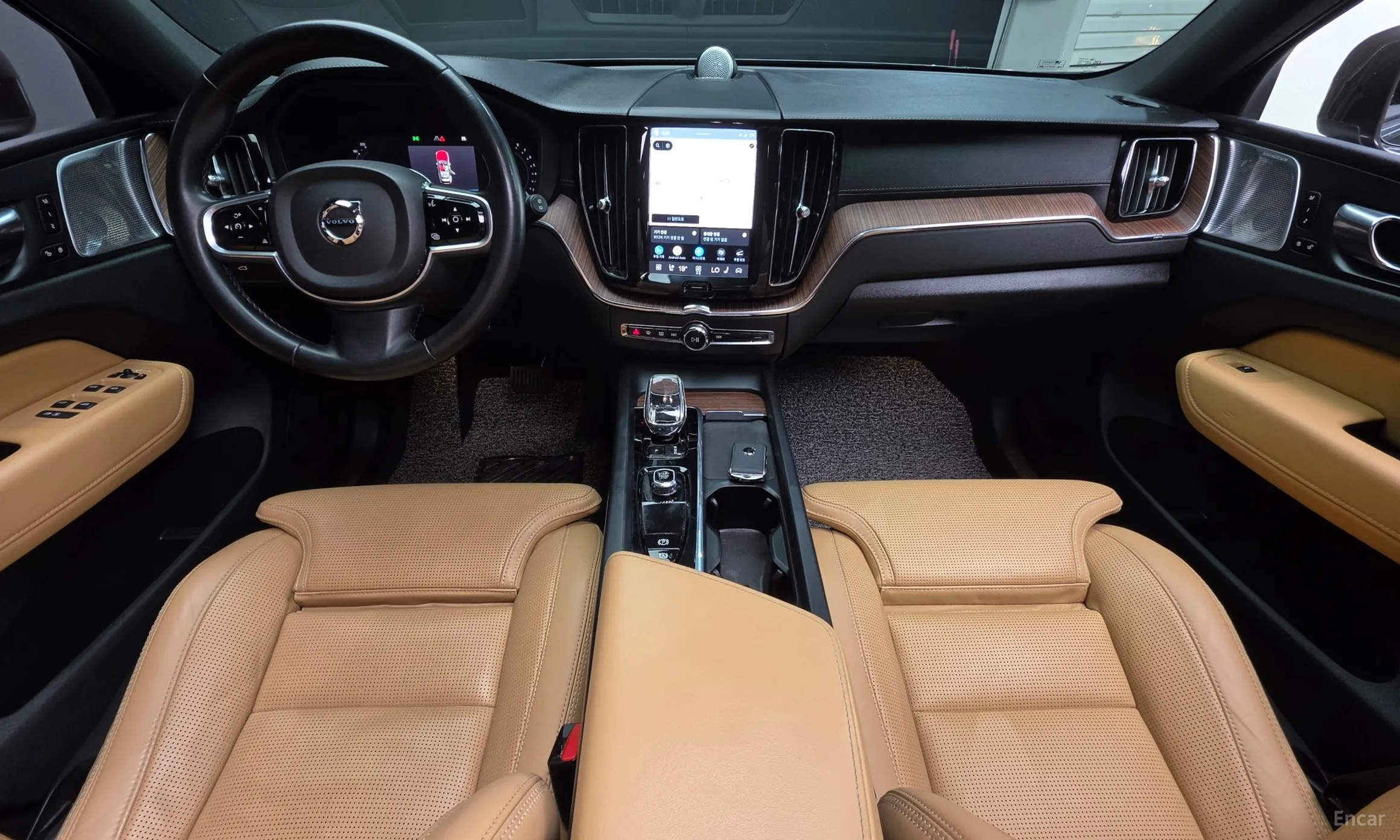 Volvo XC60 Gen 2 превью 7