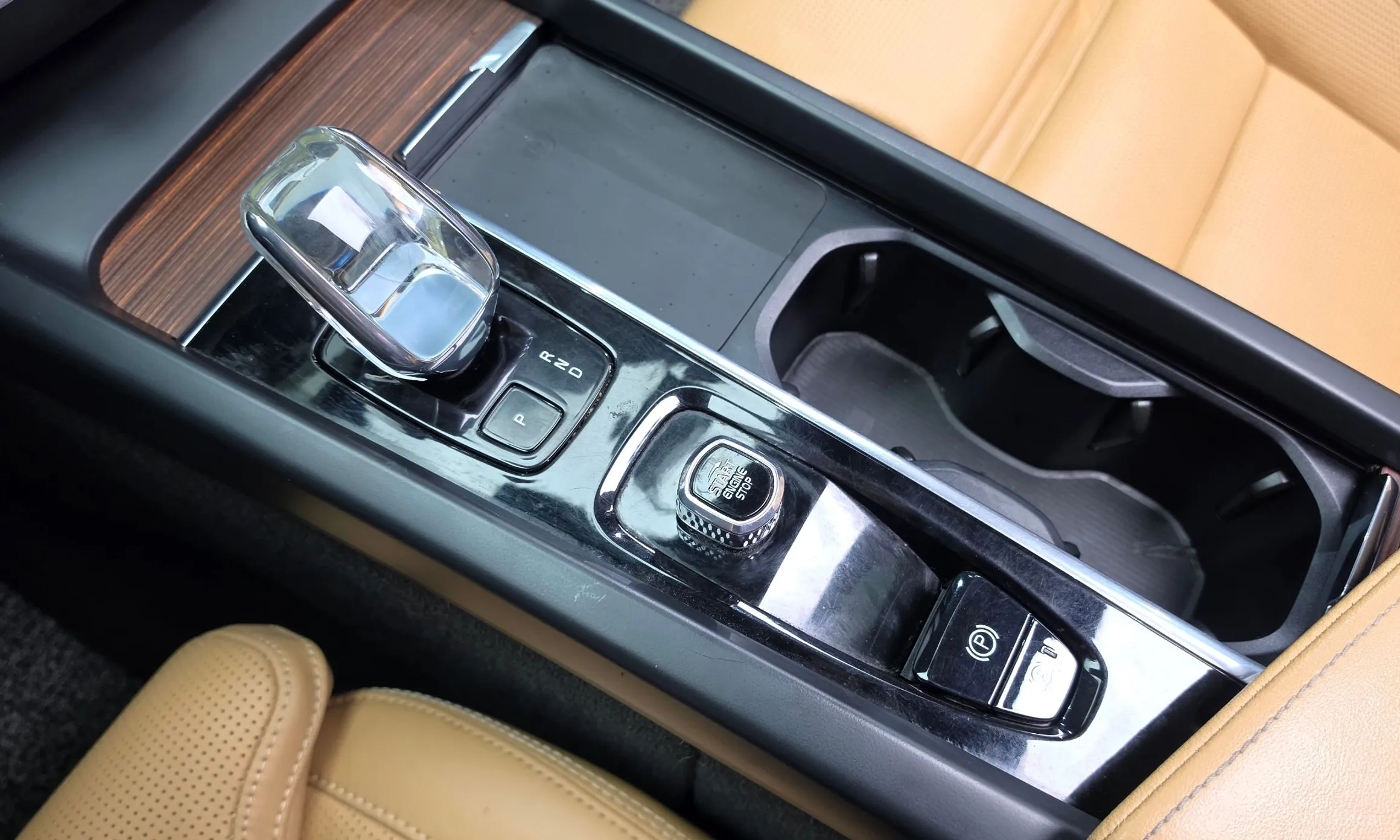 Volvo XC60 Gen 2 превью 9