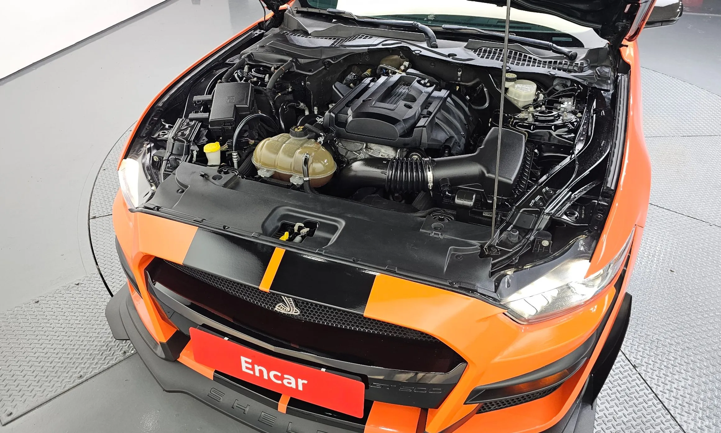 Ford Mustang превью 6