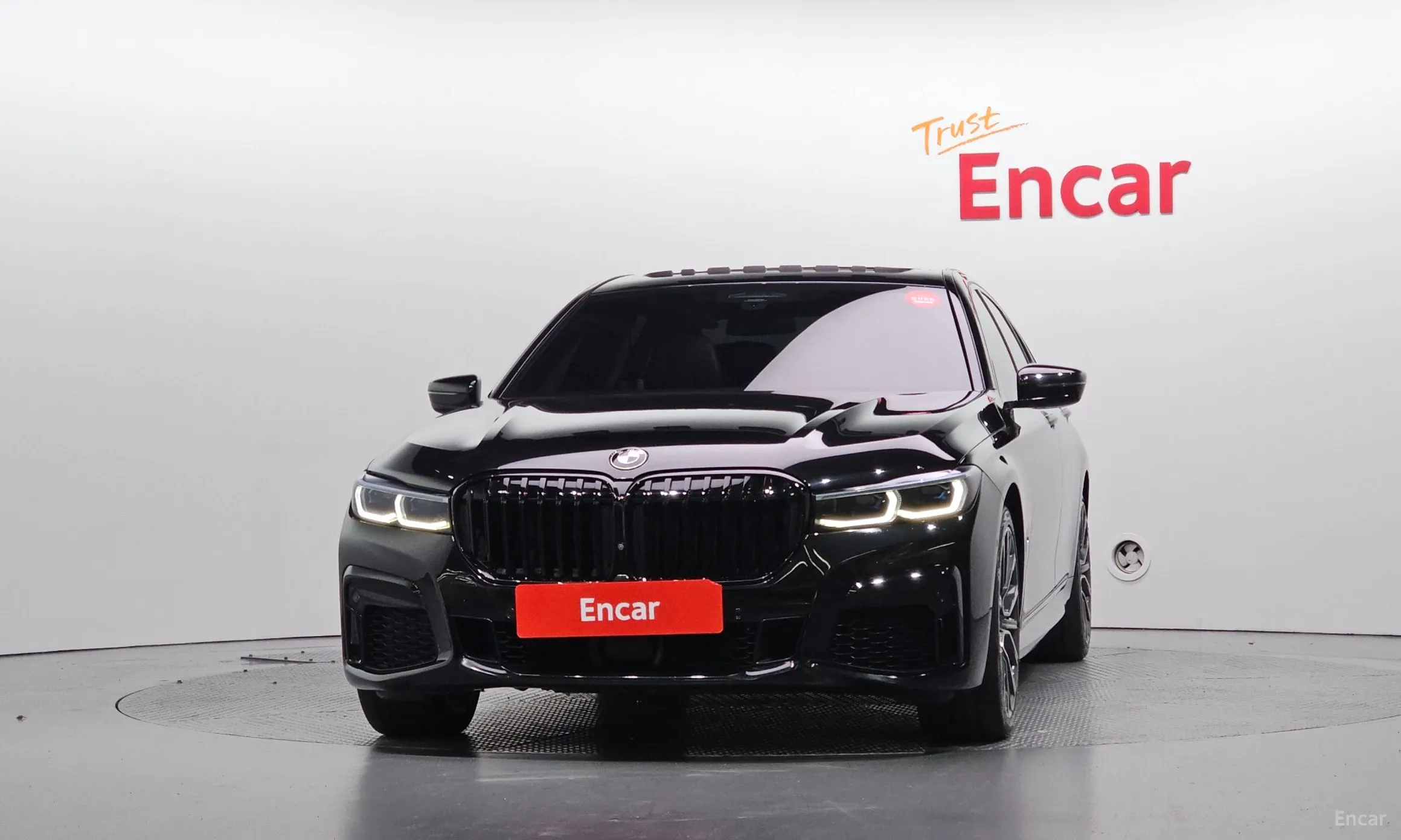 BMW 7 Series (G11) превью 3