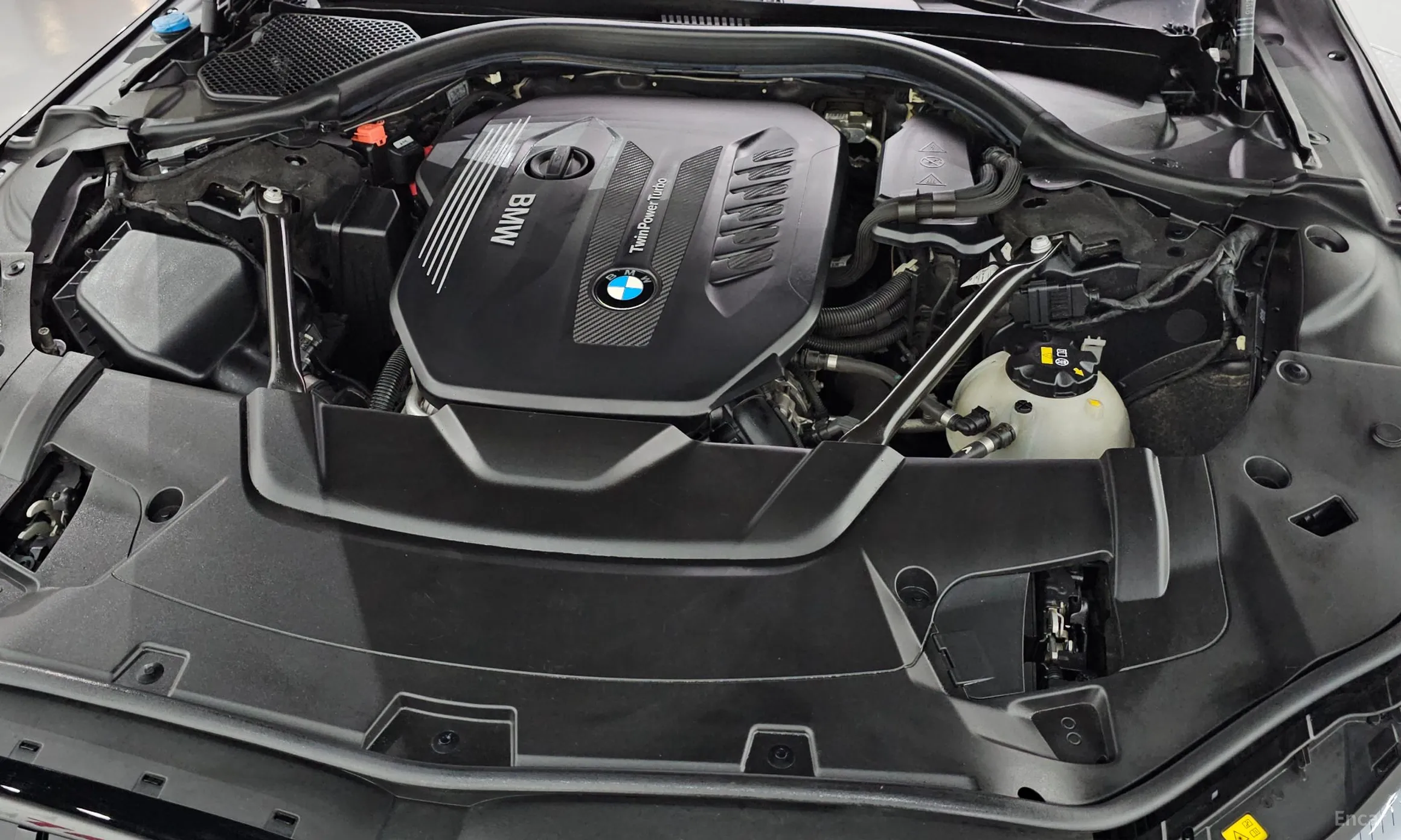 BMW 7 Series (G11) превью 6