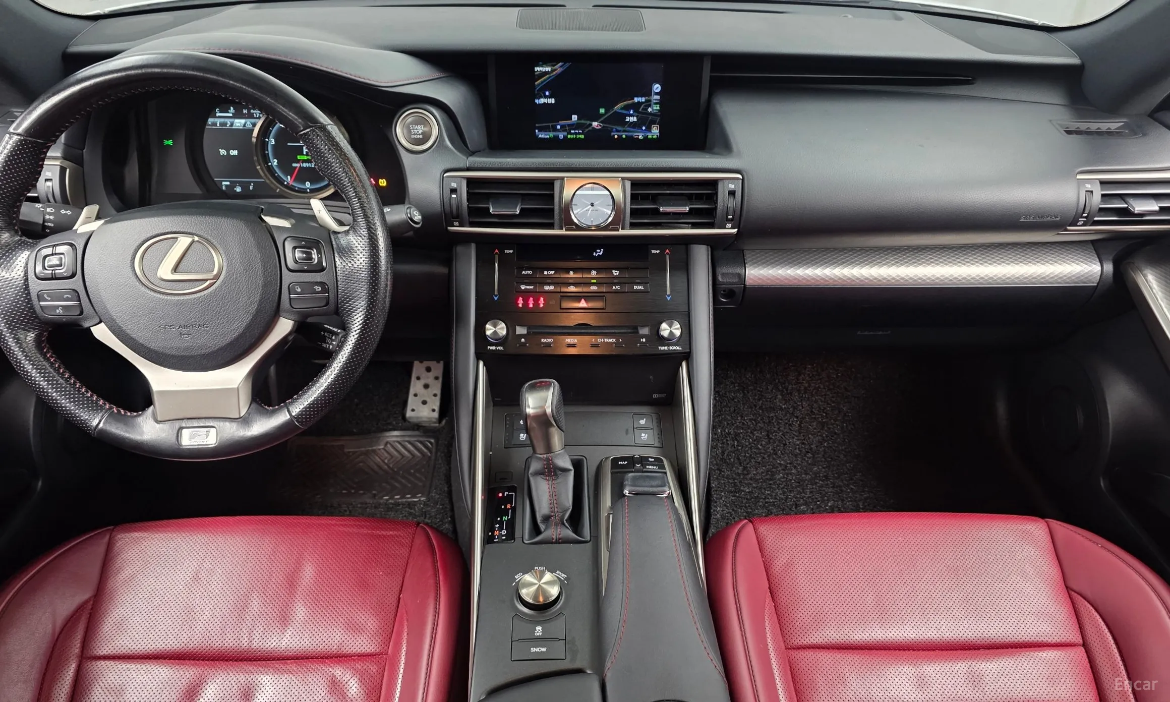 Lexus New IS300 превью 7