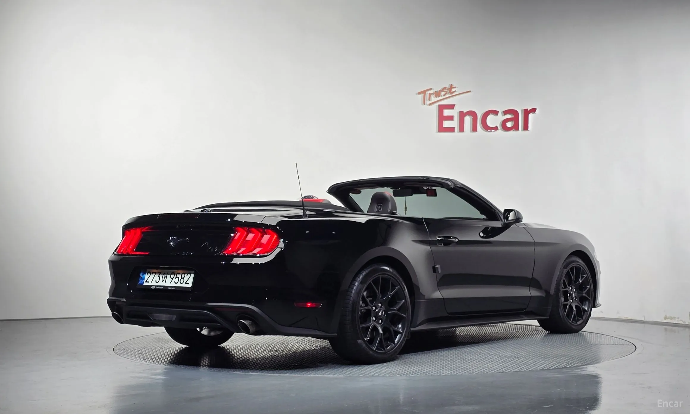 Ford Mustang превью 2