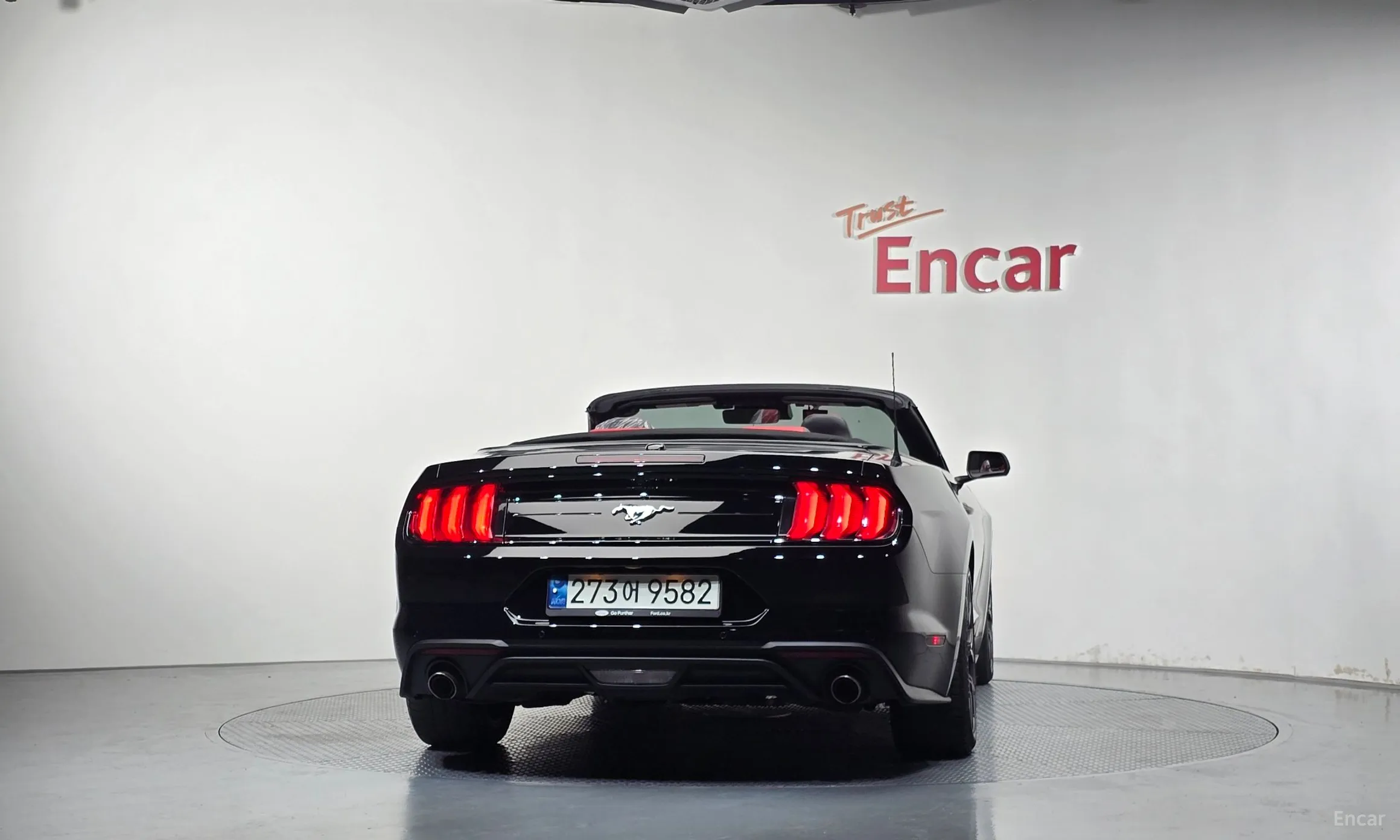 Ford Mustang превью 4