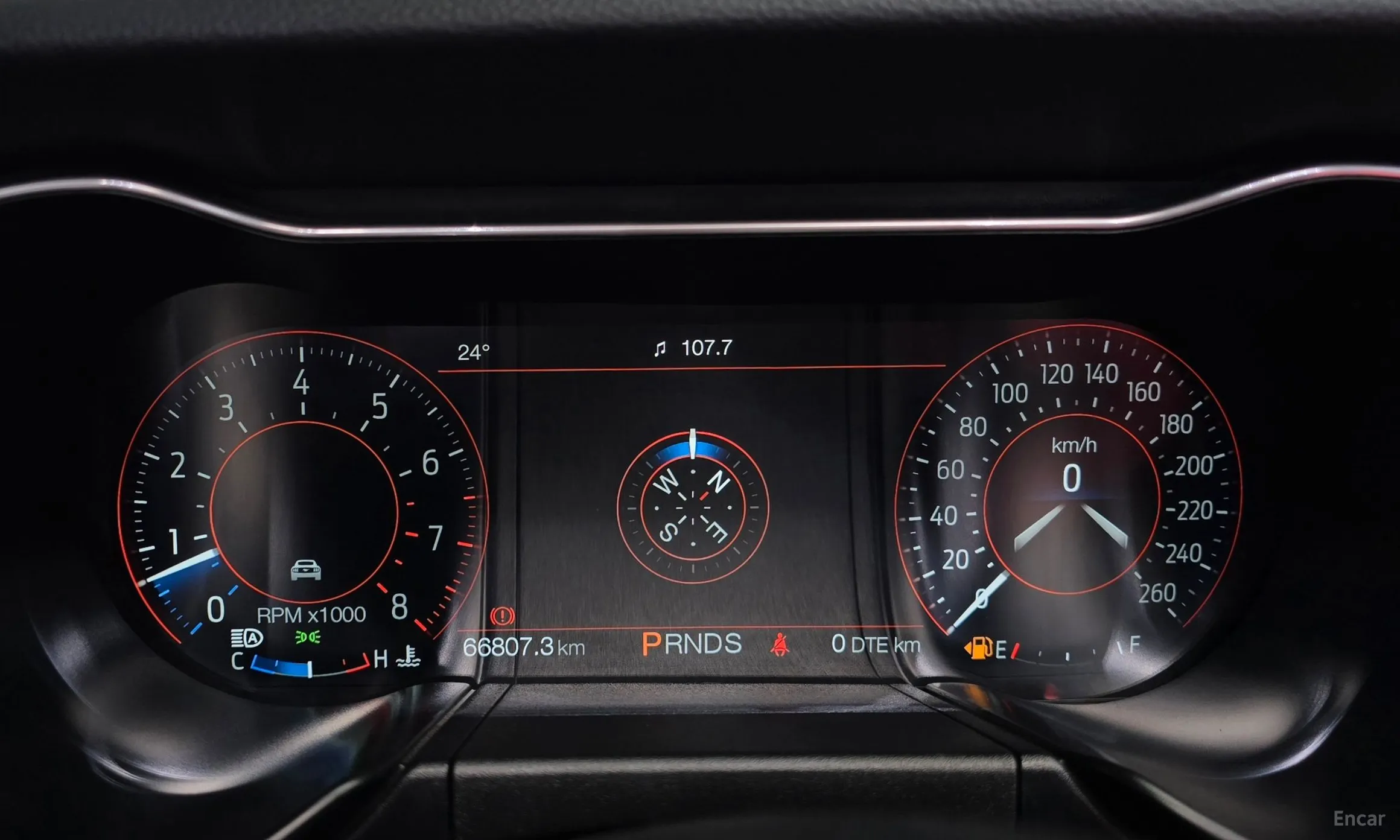 Ford Mustang превью 8