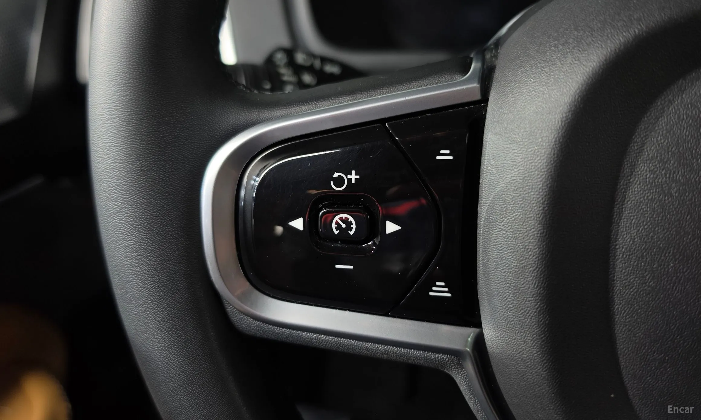 Volvo XC90 Gen 2 превью 15