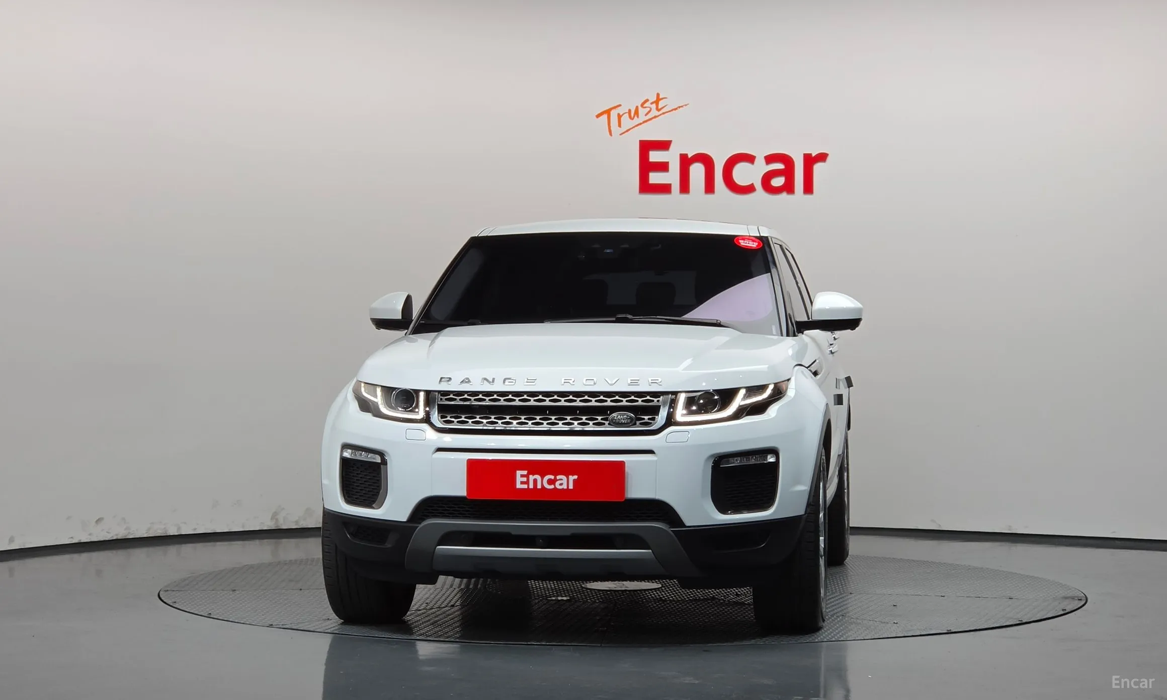 Land Rover Range Rover Evoque превью 3