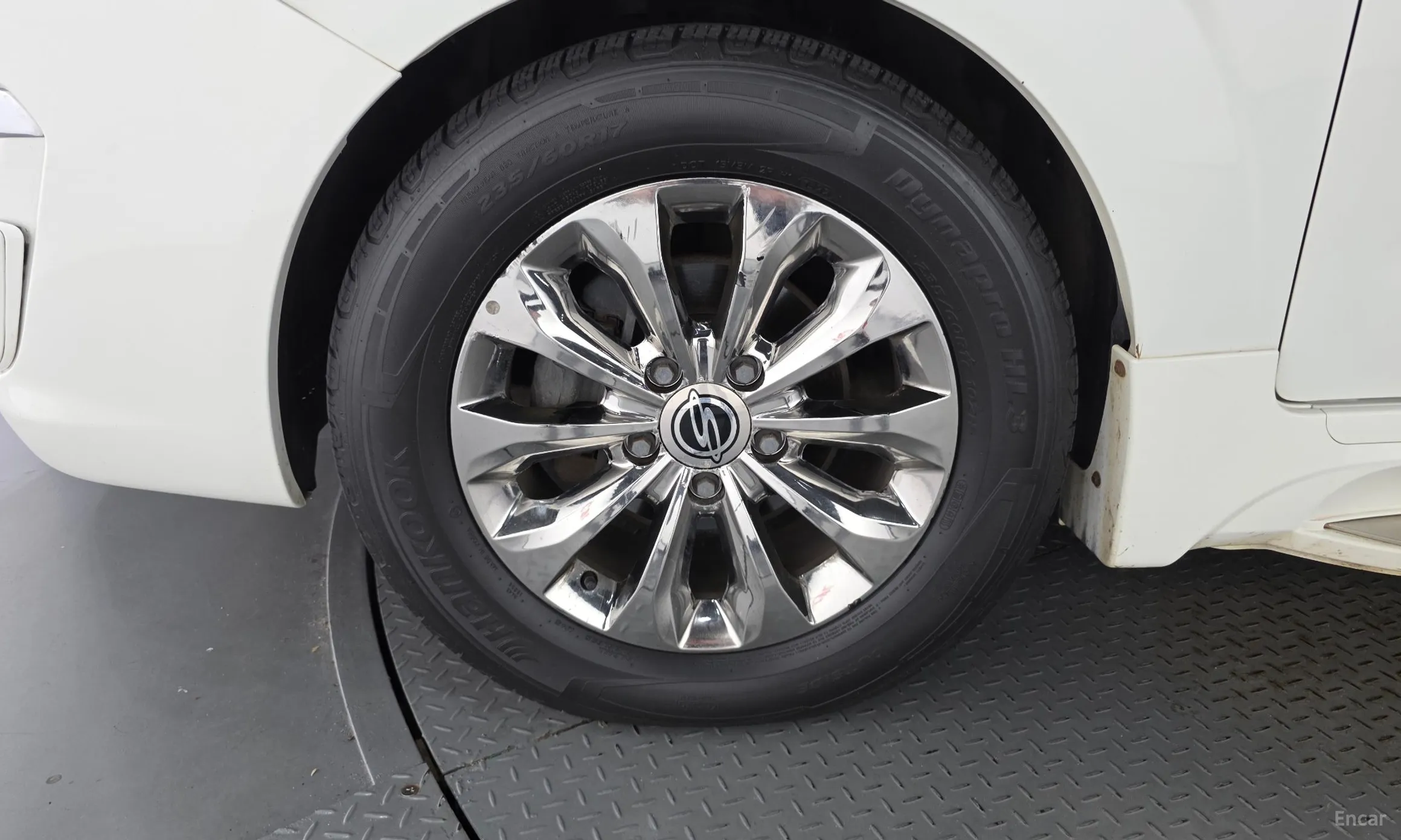 KG Mobility (SsangYong) Korando Turismo превью 5