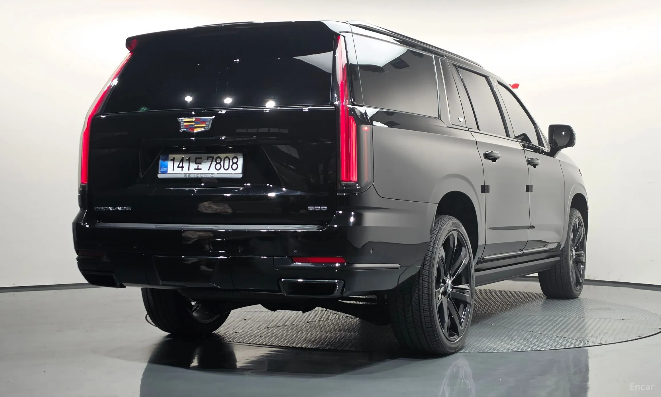 Cadillac Escalade 5th Generation
