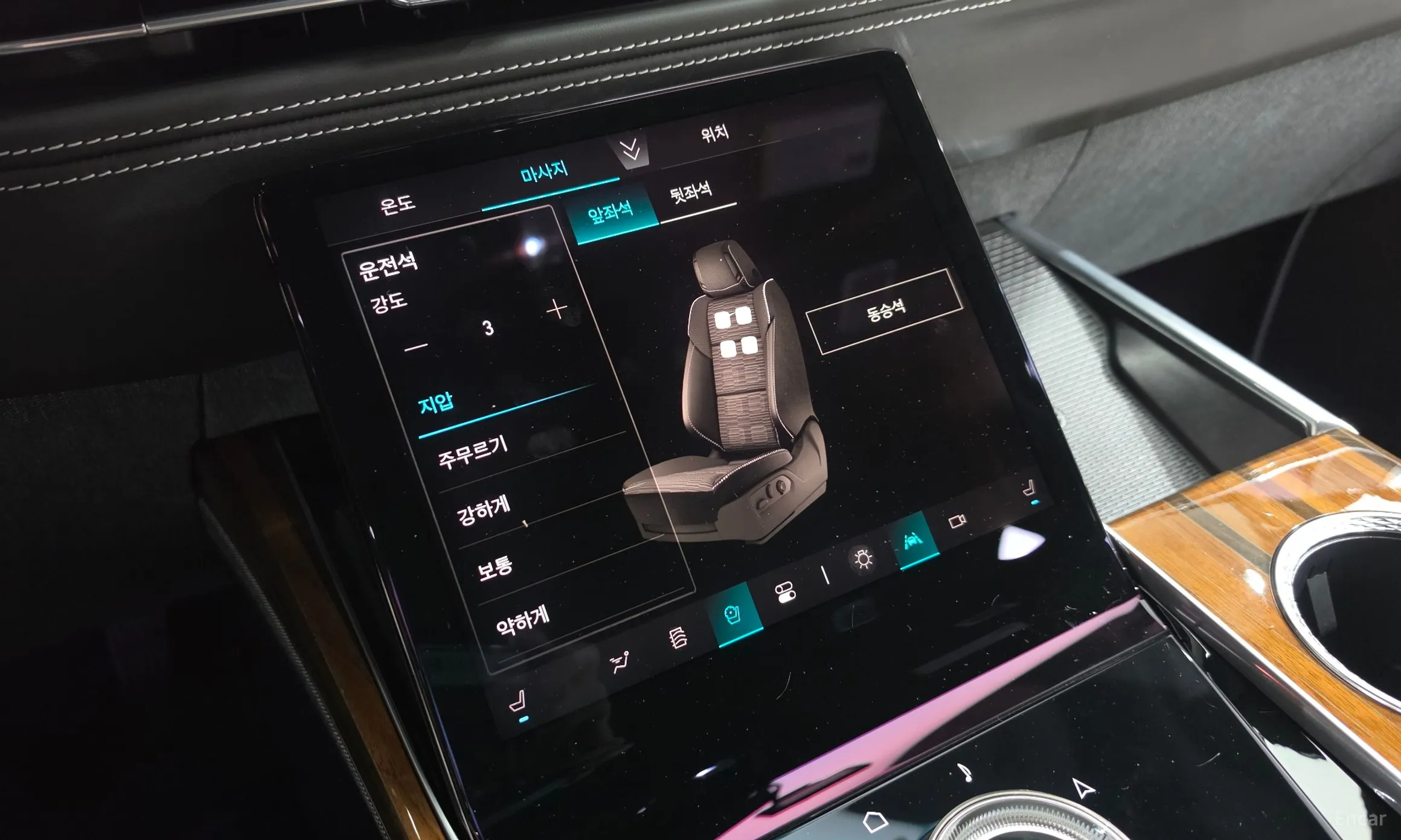 Cadillac Escalade 5th Generation превью 18