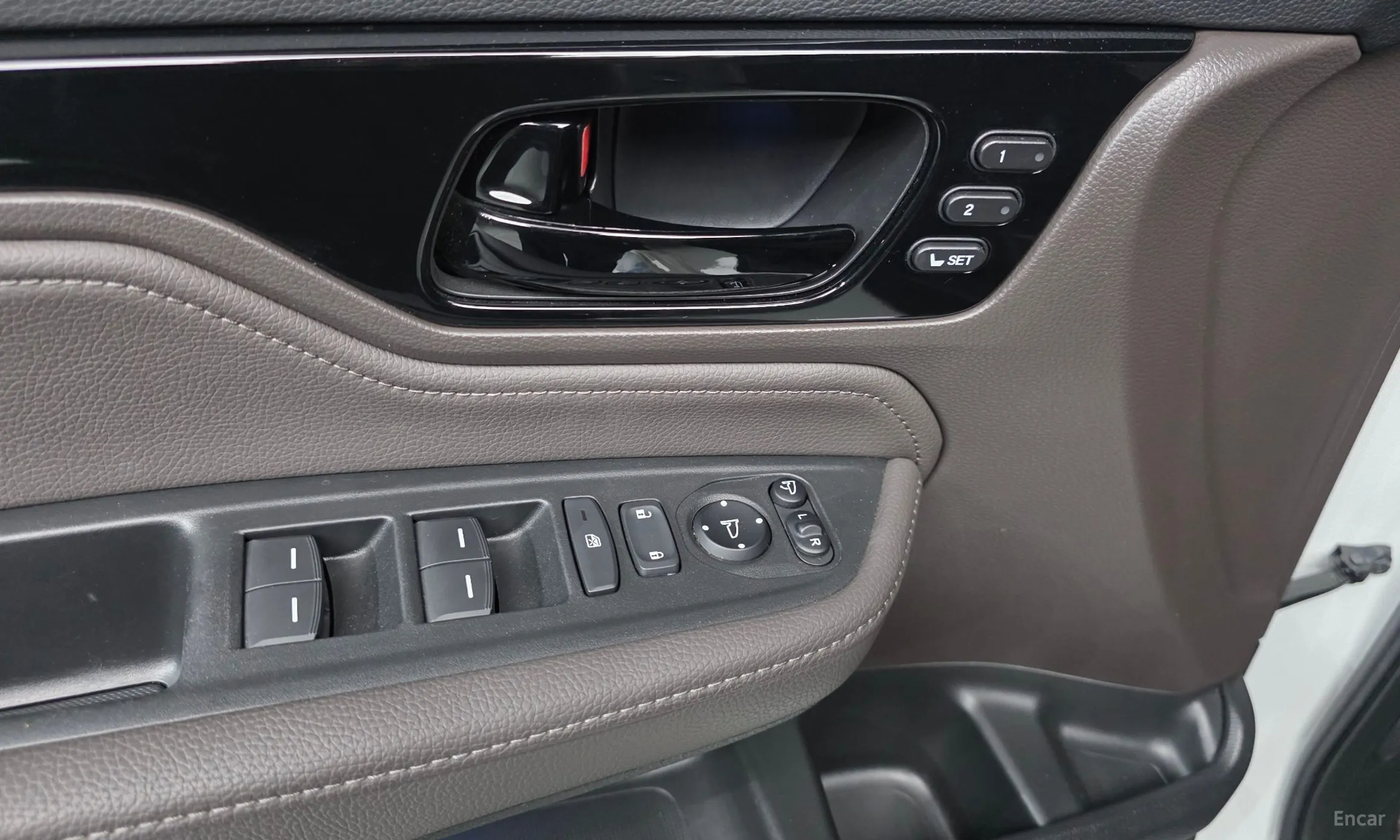 Honda Odyssey превью 11