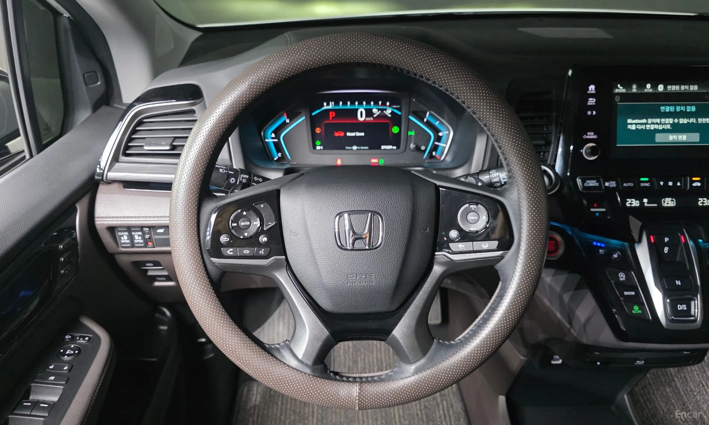 Honda Odyssey превью 13