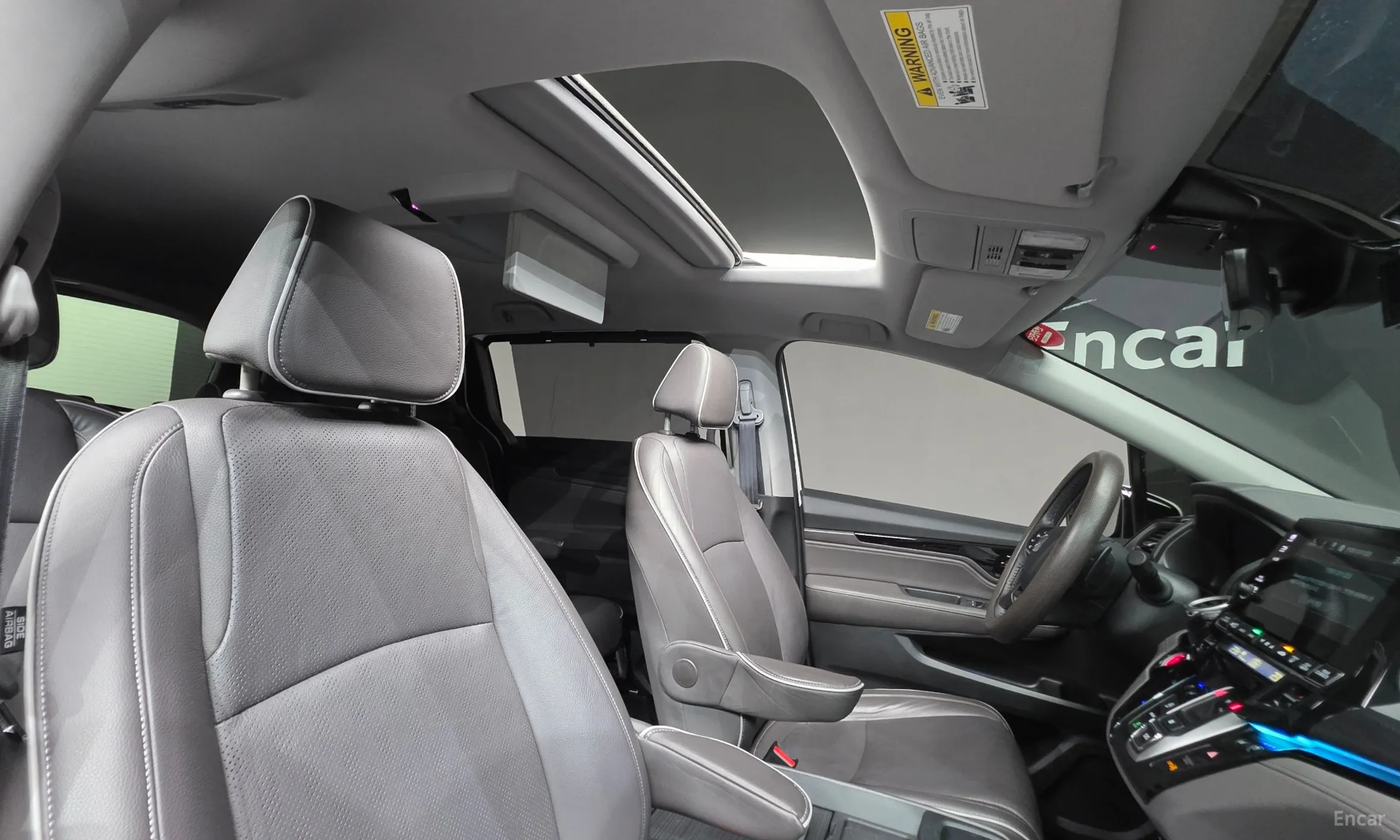 Honda Odyssey превью 20