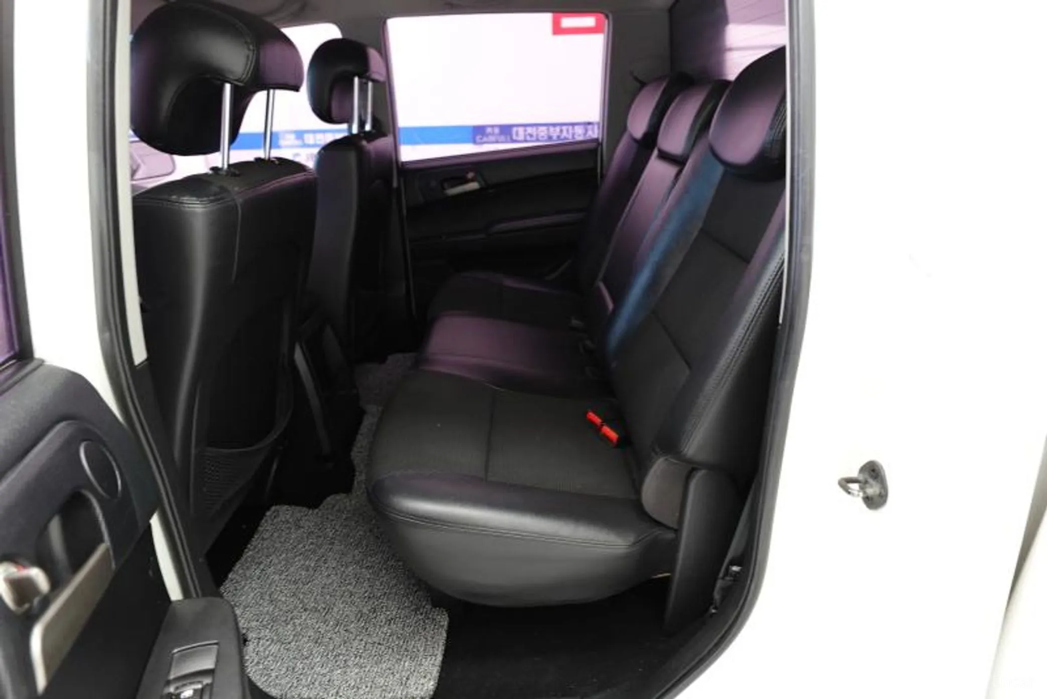 KG Mobility (SsangYong) Korando Sports превью 11