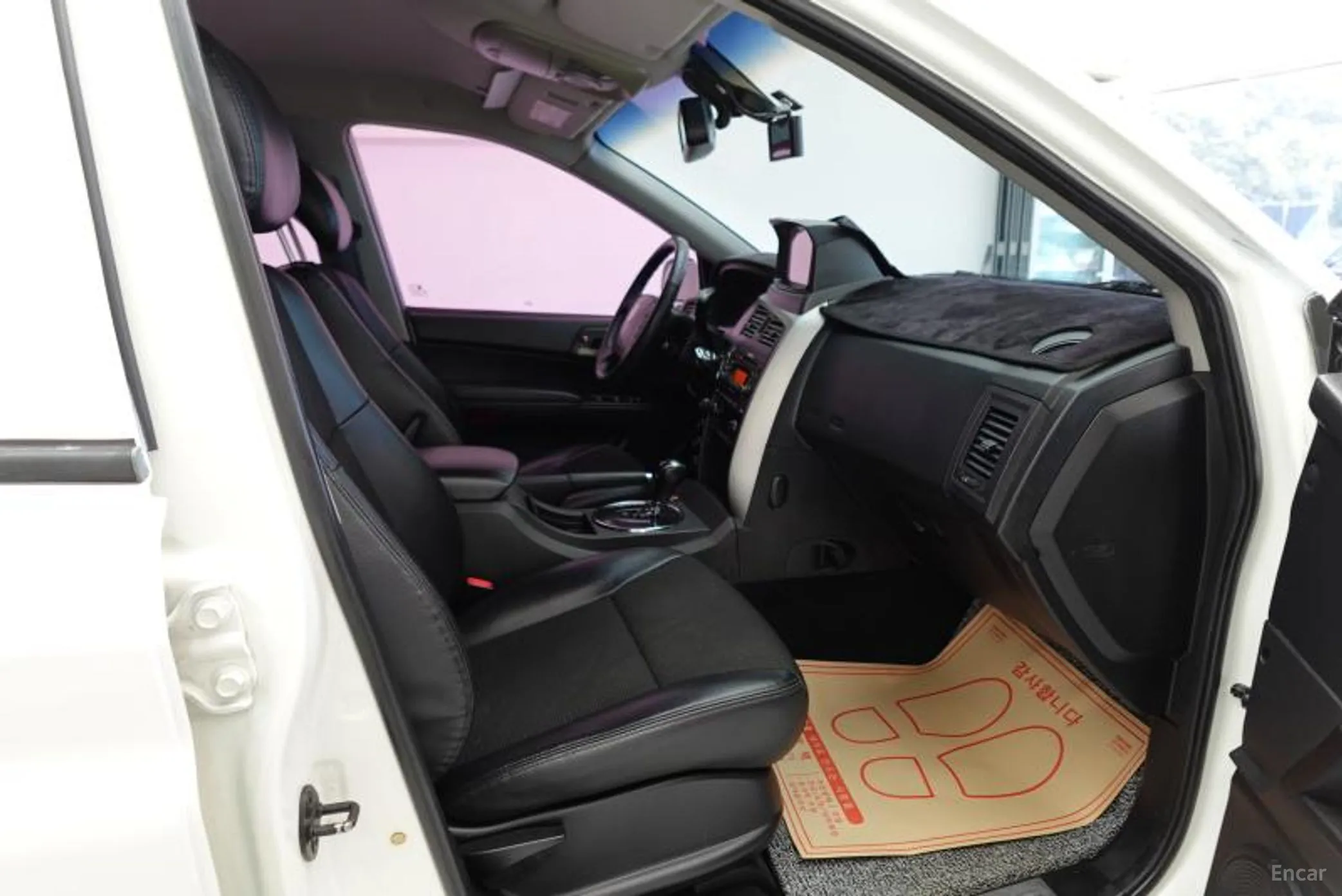KG Mobility (SsangYong) Korando Sports превью 12