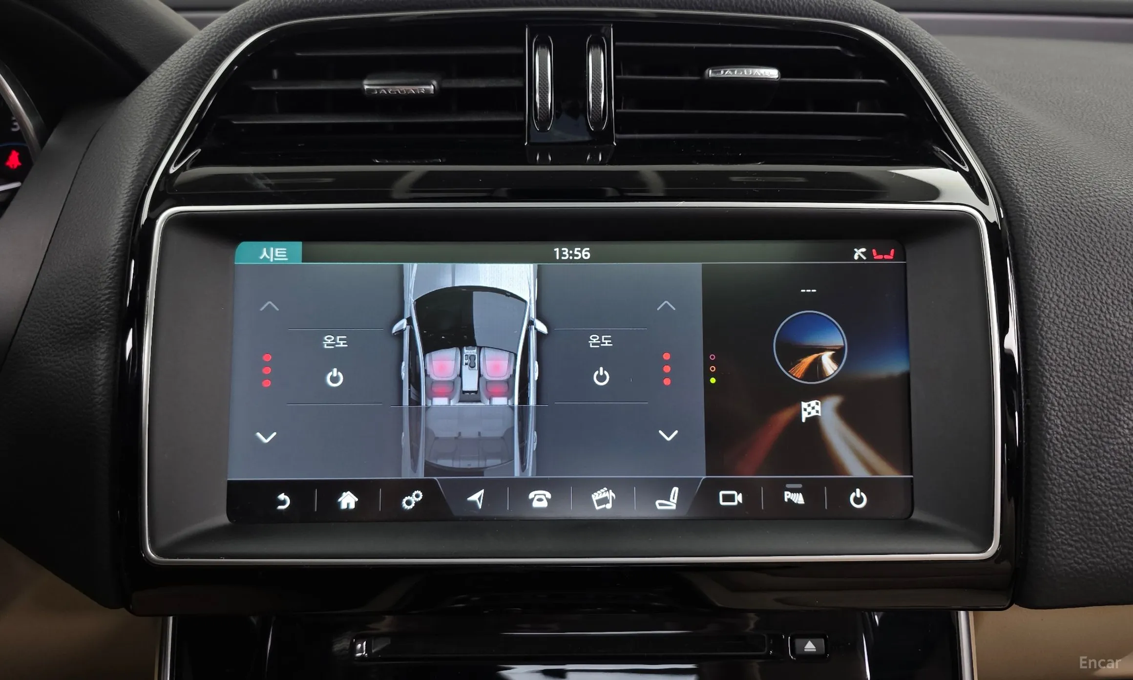 Jaguar XE превью 16