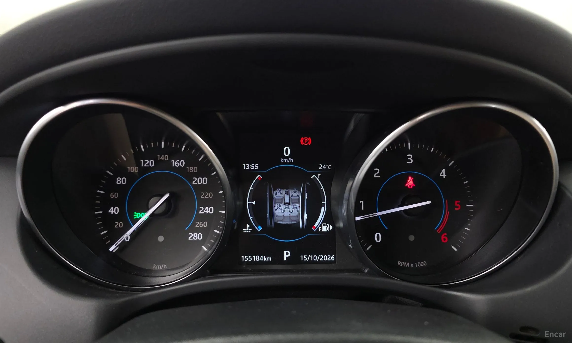 Jaguar XE превью 8