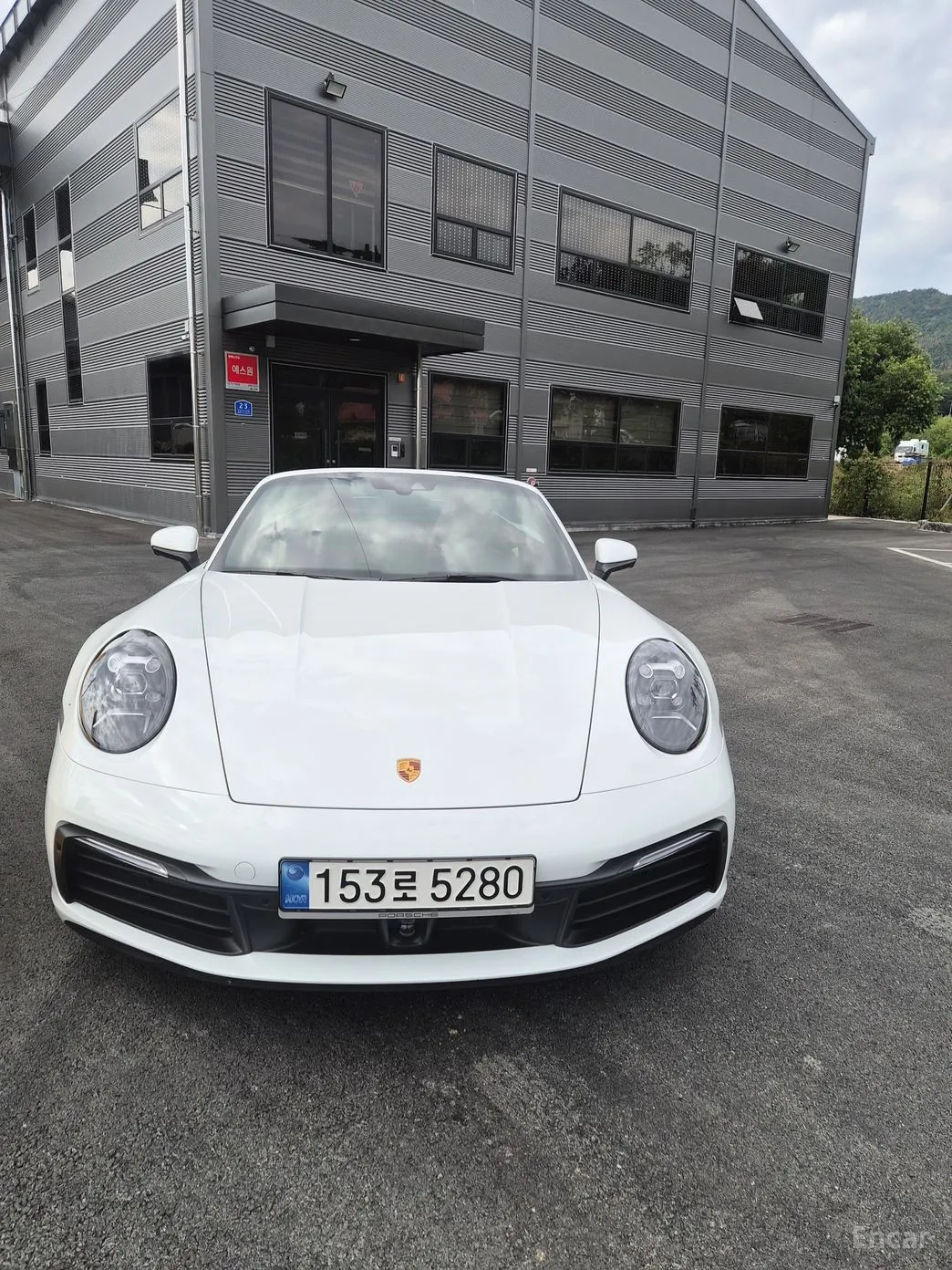 911 (992)