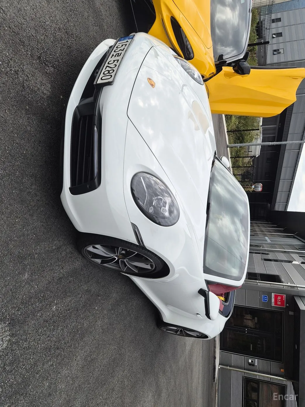Porsche 911 (992) превью 3