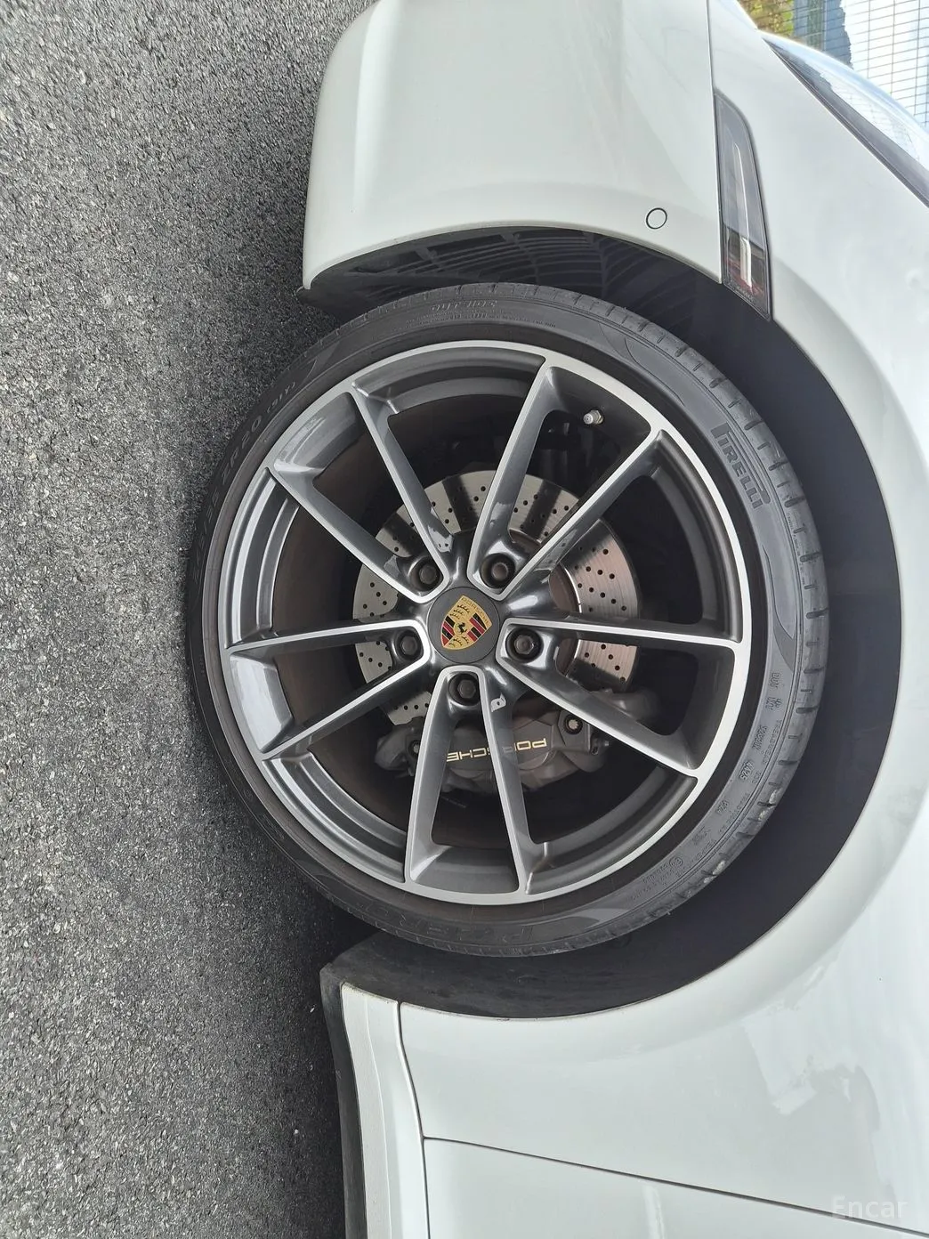 Porsche 911 (992) превью 5