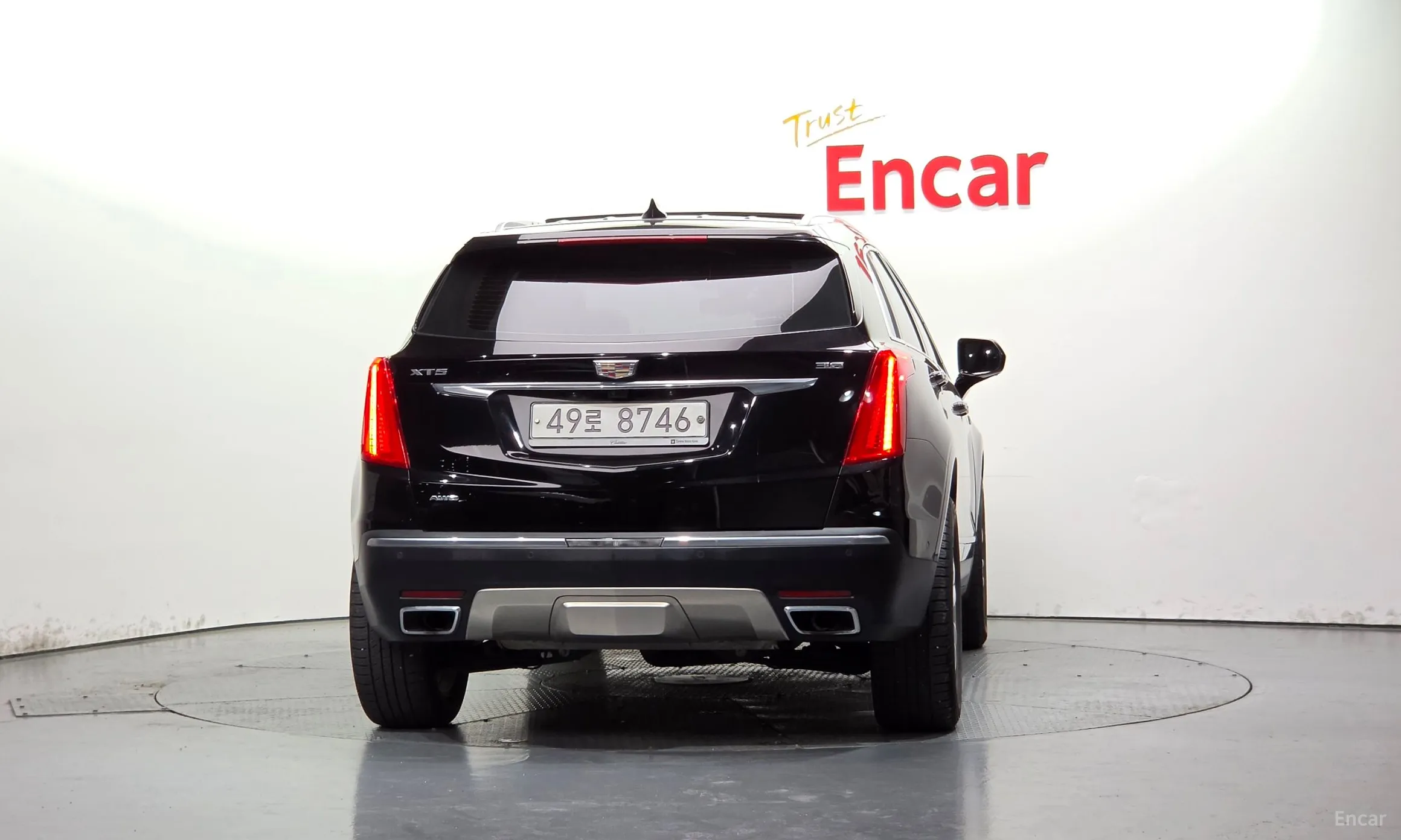 Cadillac XT5 превью 4