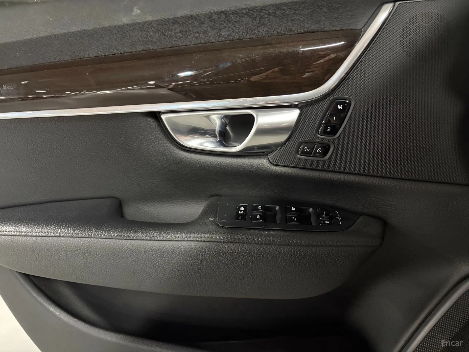 Volvo S90 превью 11