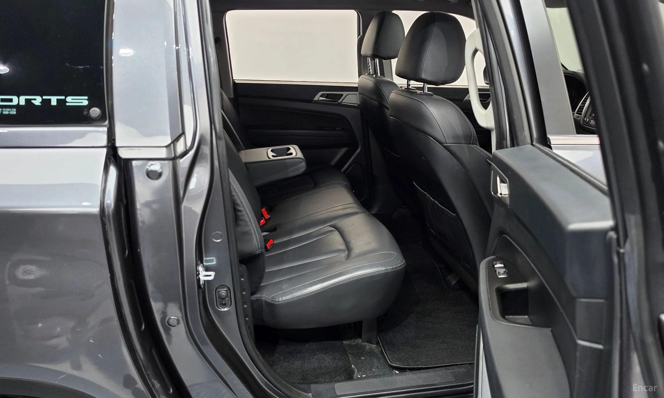 KG Mobility (SsangYong) Rexton Sports превью 12