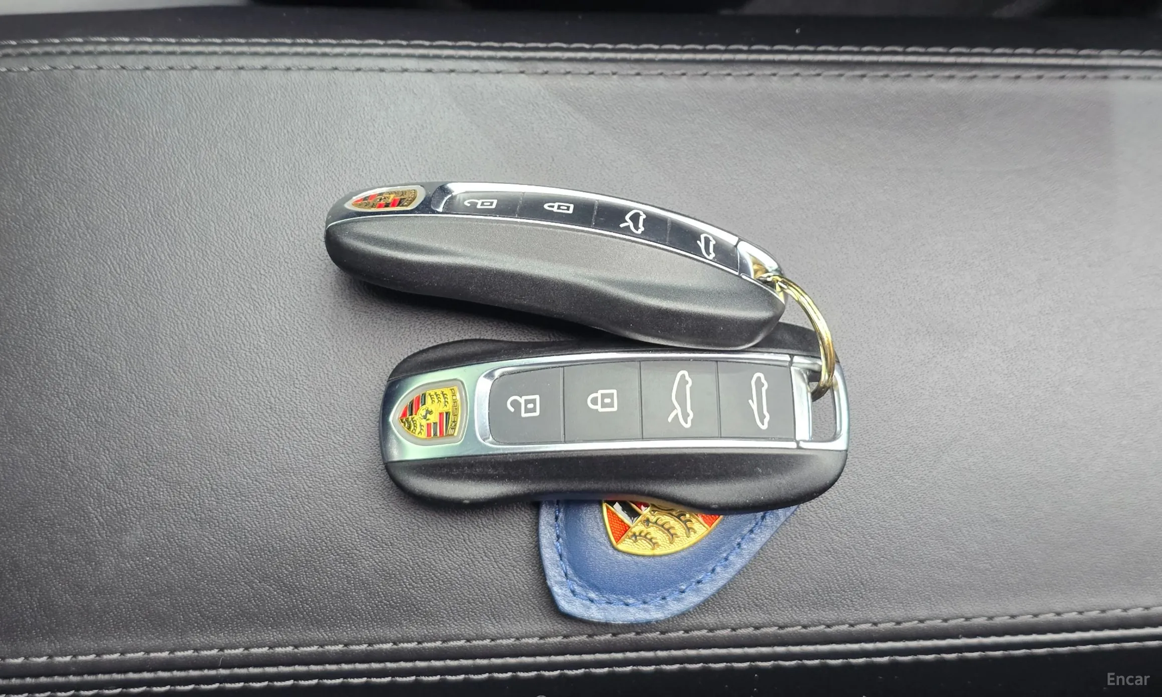 Porsche 911 (992) превью 18