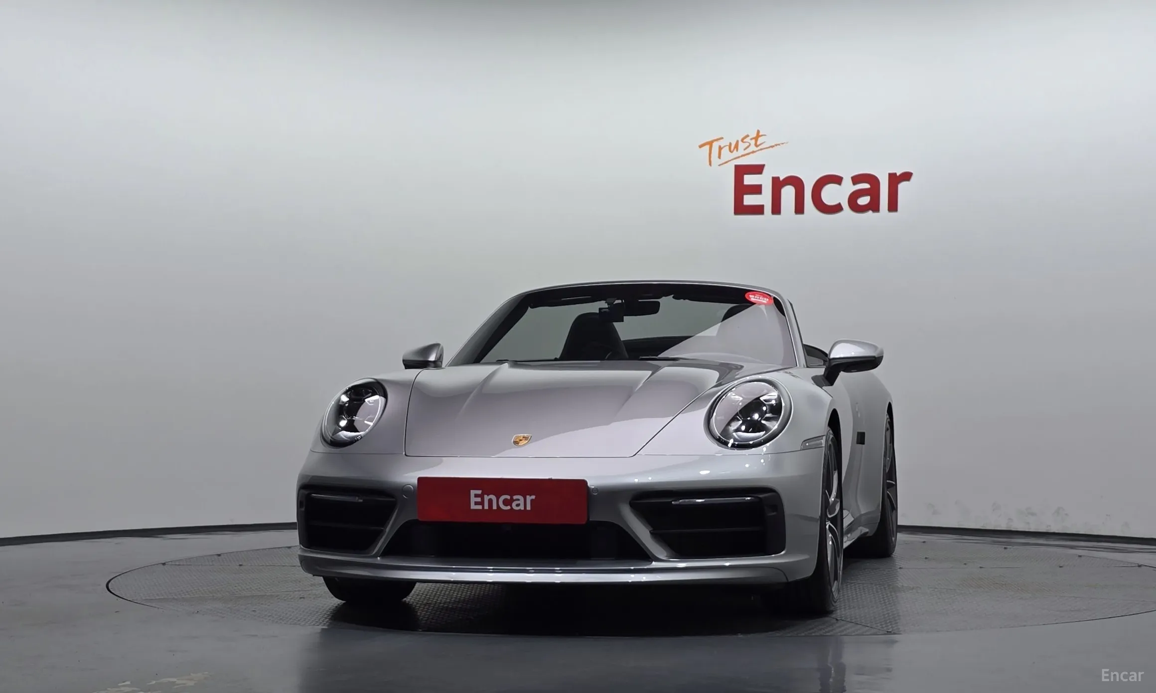 Porsche 911 (992) превью 3
