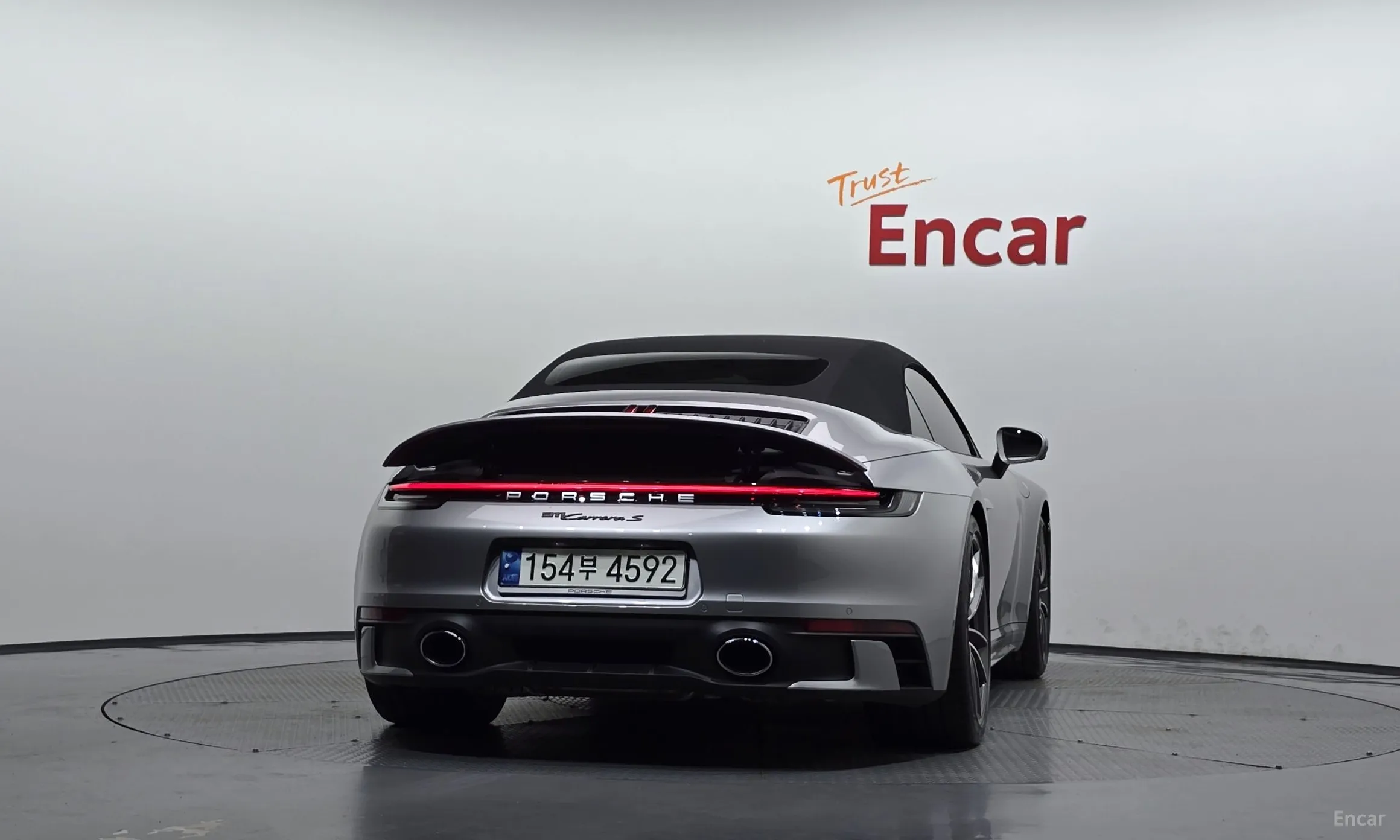 Porsche 911 (992) превью 4