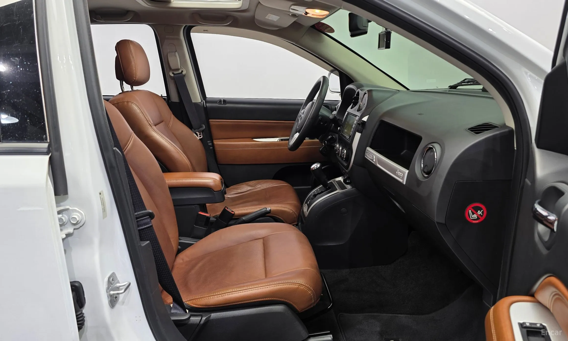 Jeep Compass превью 11
