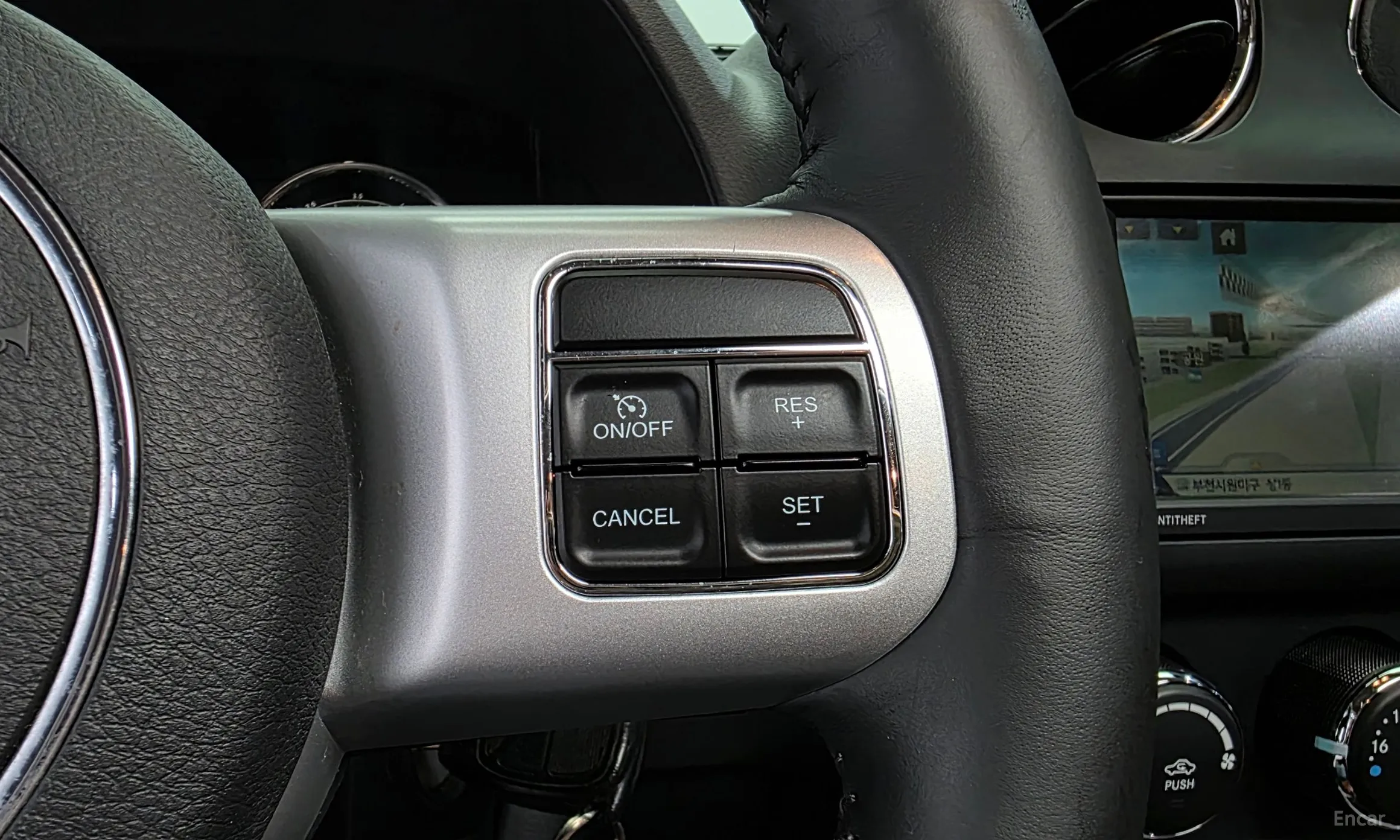 Jeep Compass превью 17