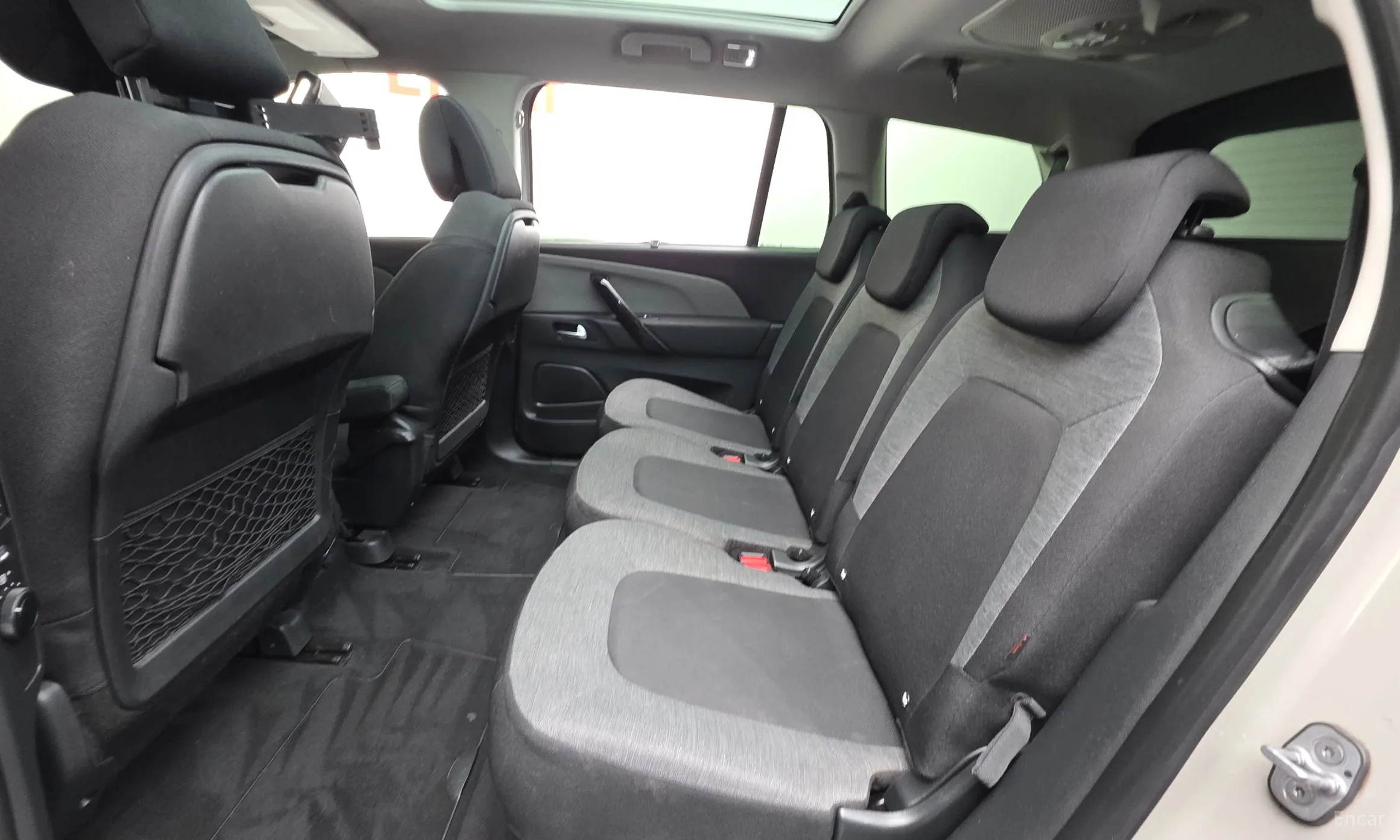 Citroën/DS Grand C4 Picasso превью 12