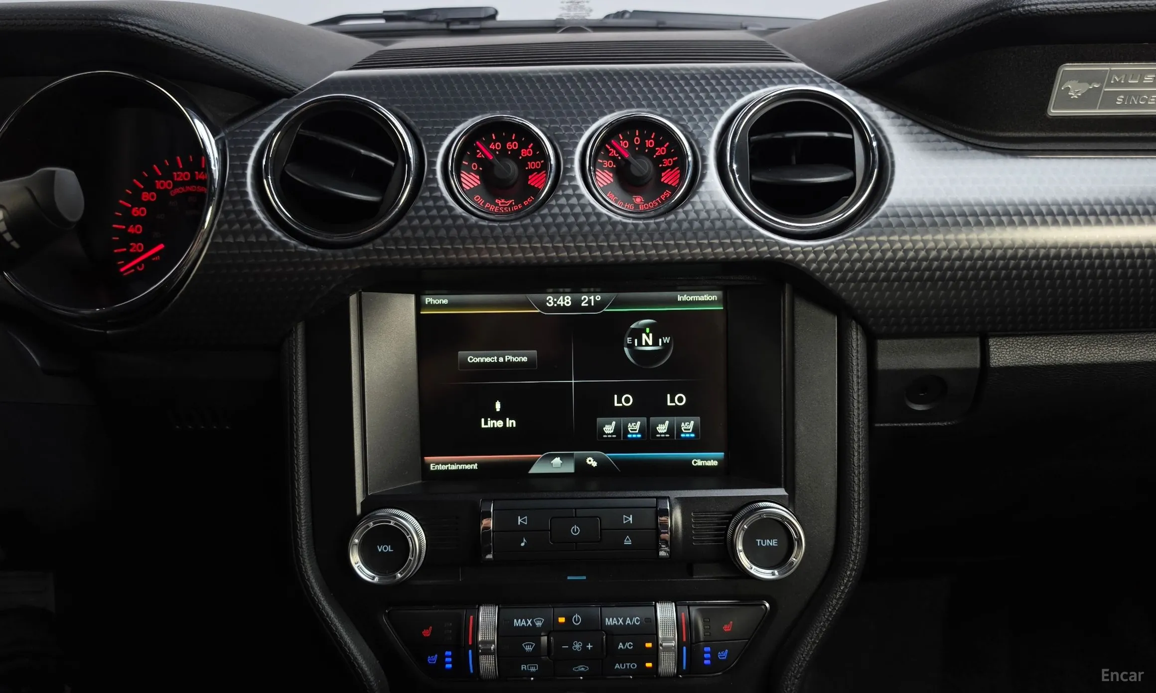 Ford Mustang превью 14