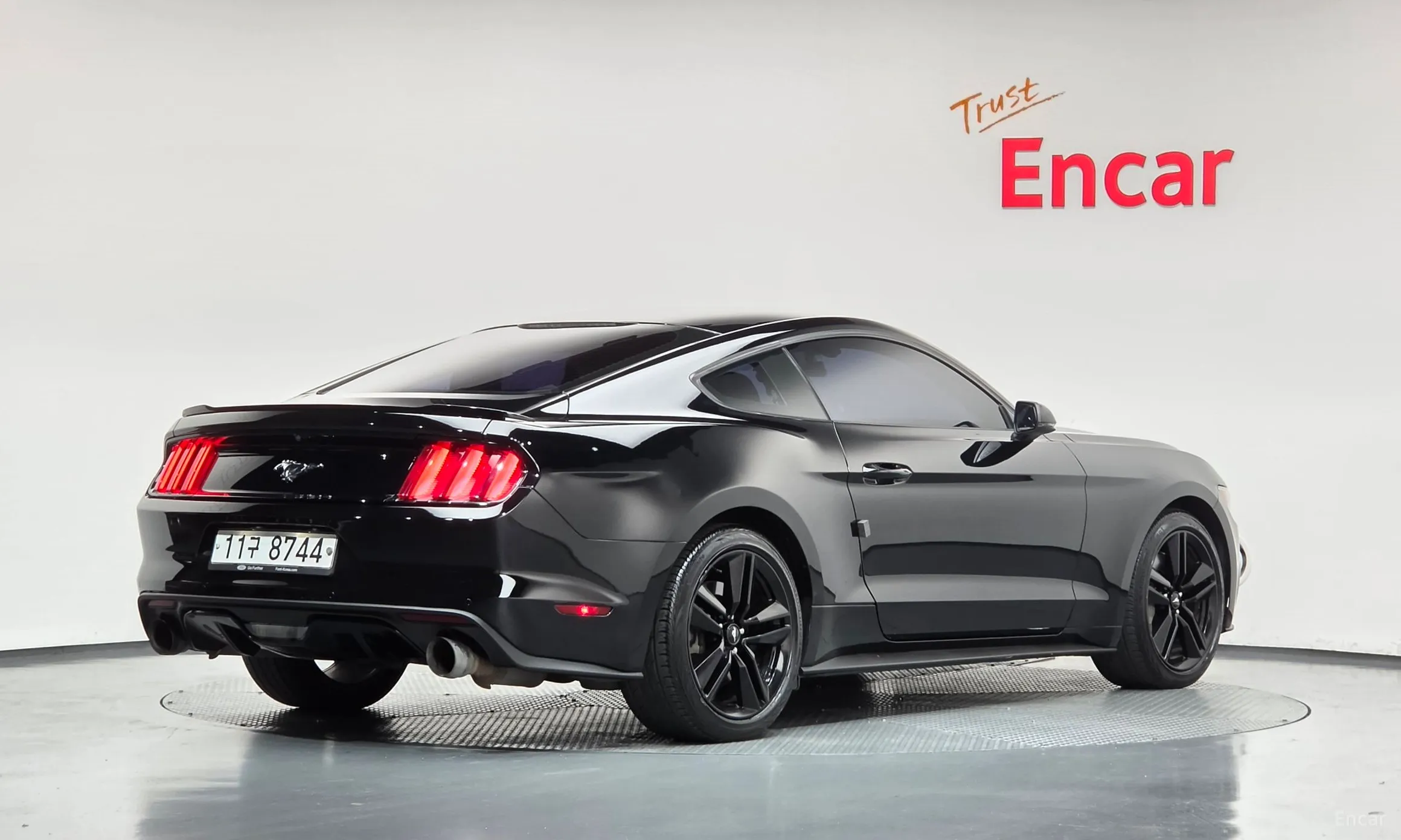 Ford Mustang превью 2