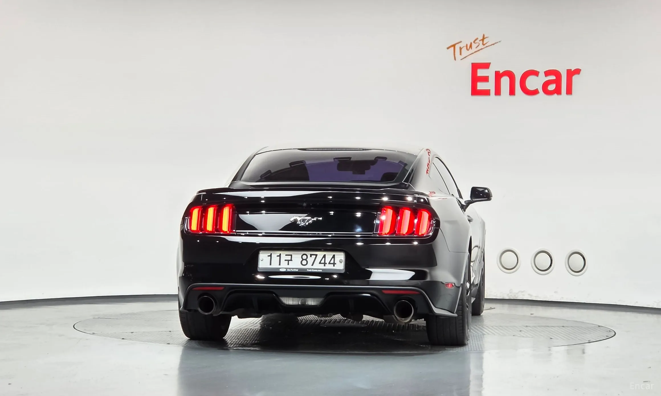 Ford Mustang превью 4